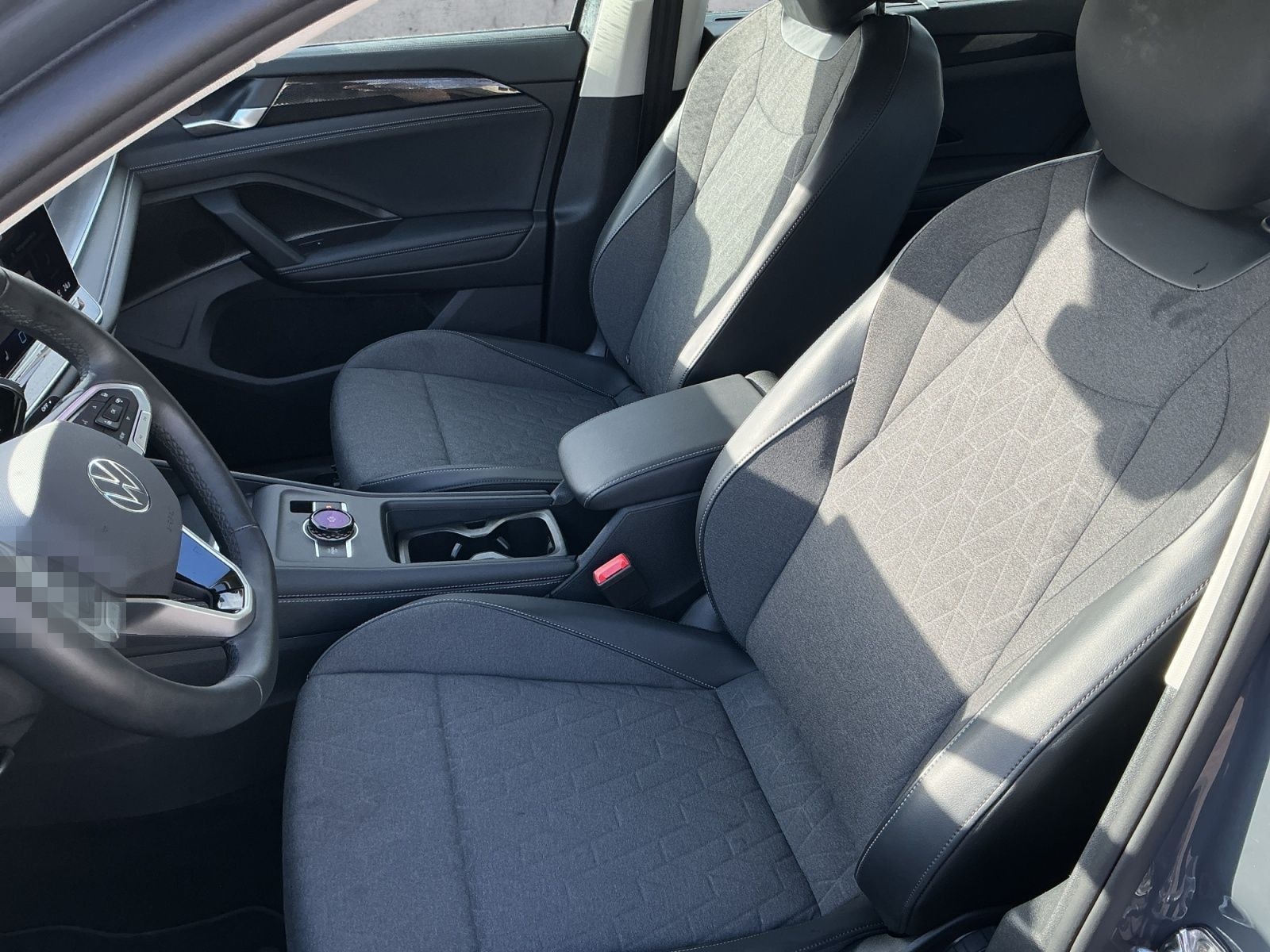 Volkswagen Tayron 2.0 TDI 4M LIFE HD-MATRIX+NAVI+AHK+DCC+7S foto 12