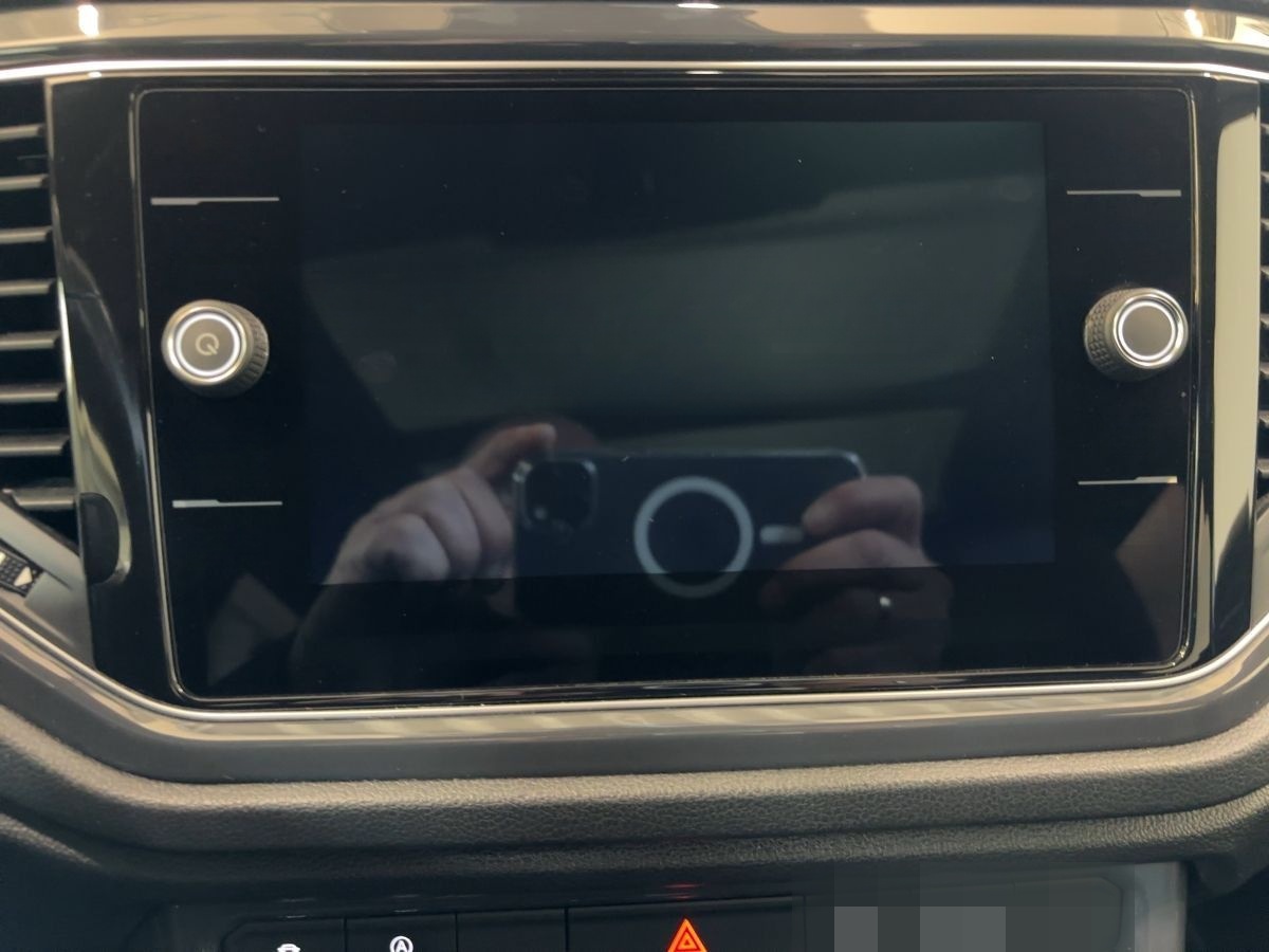 Volkswagen T-Roc 1.5 TSI Sport Navi PDC Pano ACC foto 17