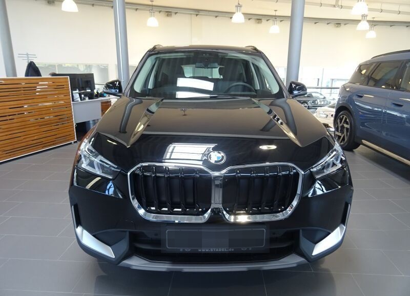 BMW X1 sDrive18i foto 3