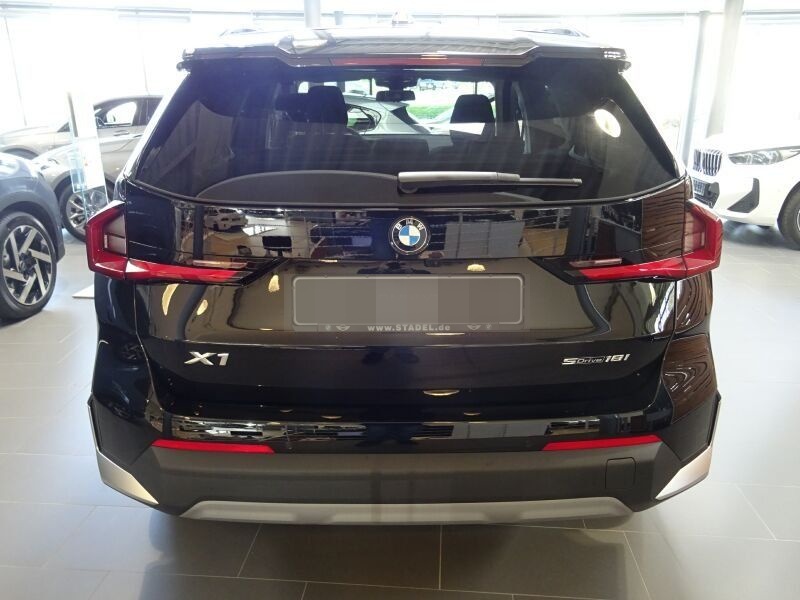BMW X1 sDrive18i foto 10