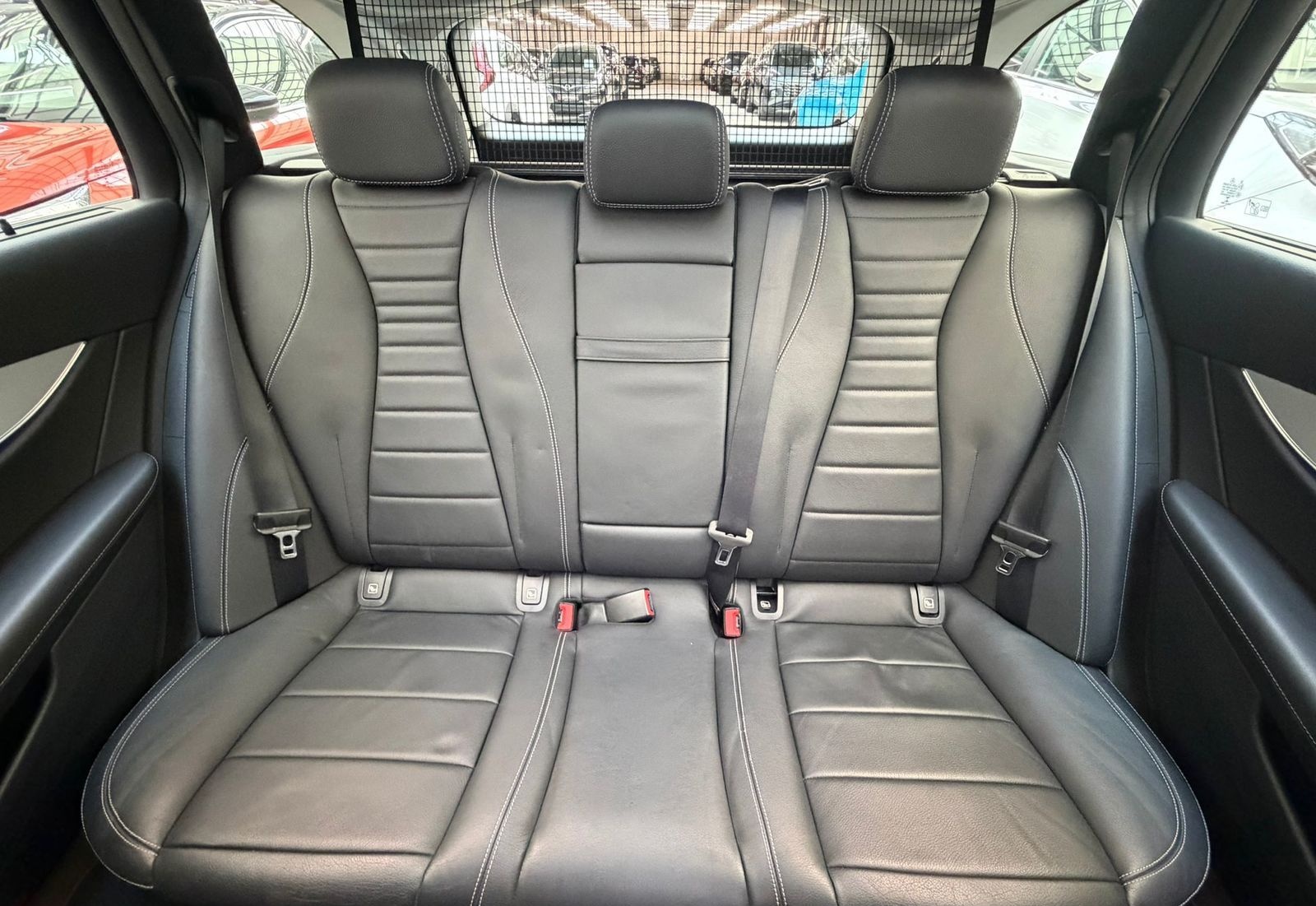 Mercedes-Benz E 400 T d AMG Line 4Matic LED|Burmester|Pano foto 15