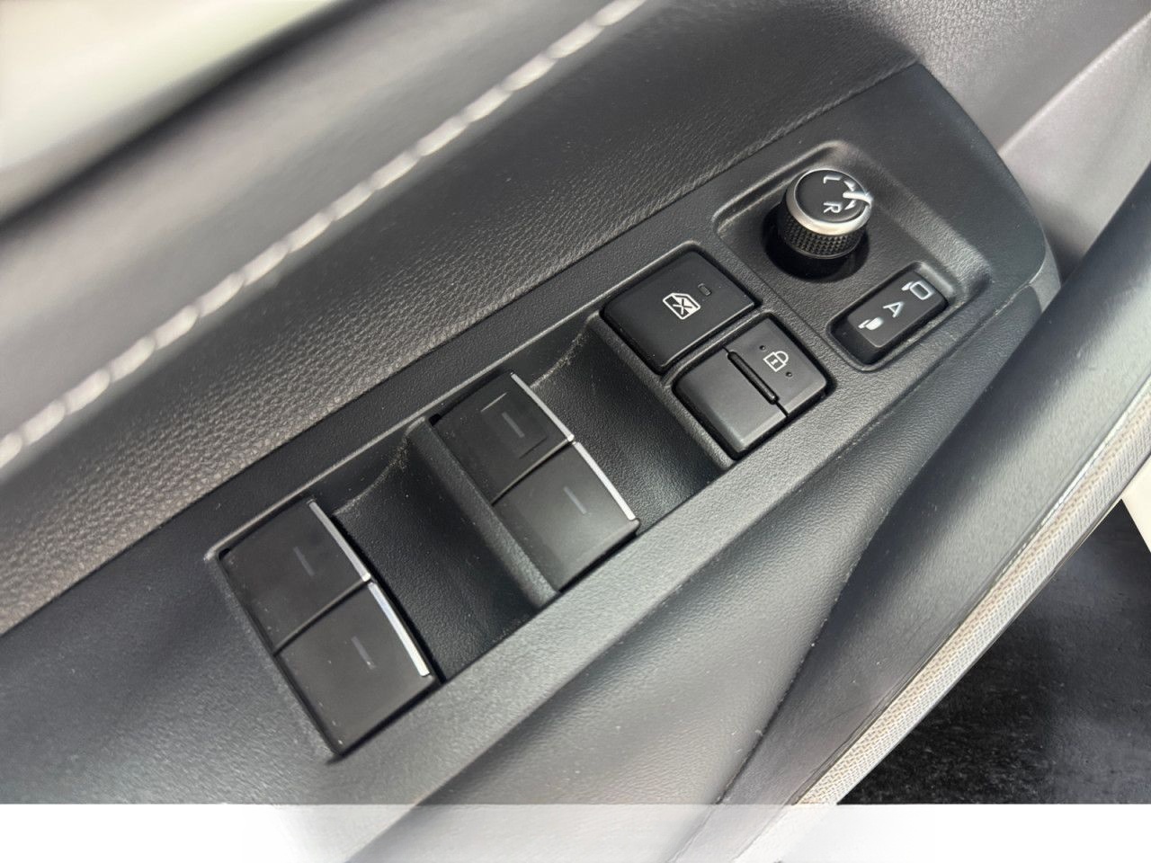 Toyota Corolla TS 1.8 Hybrid CVT Comfort NAVI LED ACC foto 14