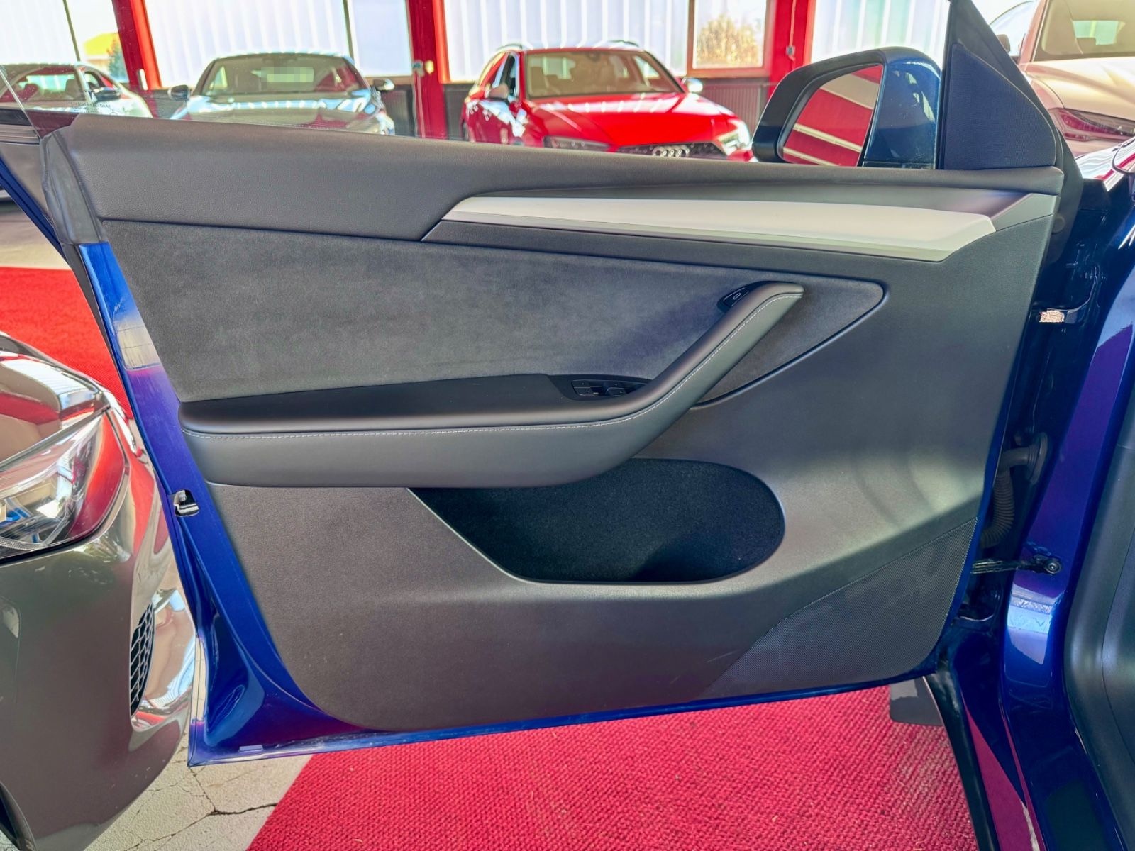 Tesla Model Y Long Range Dual AWD Autopilot 20Zoll MwS foto 17
