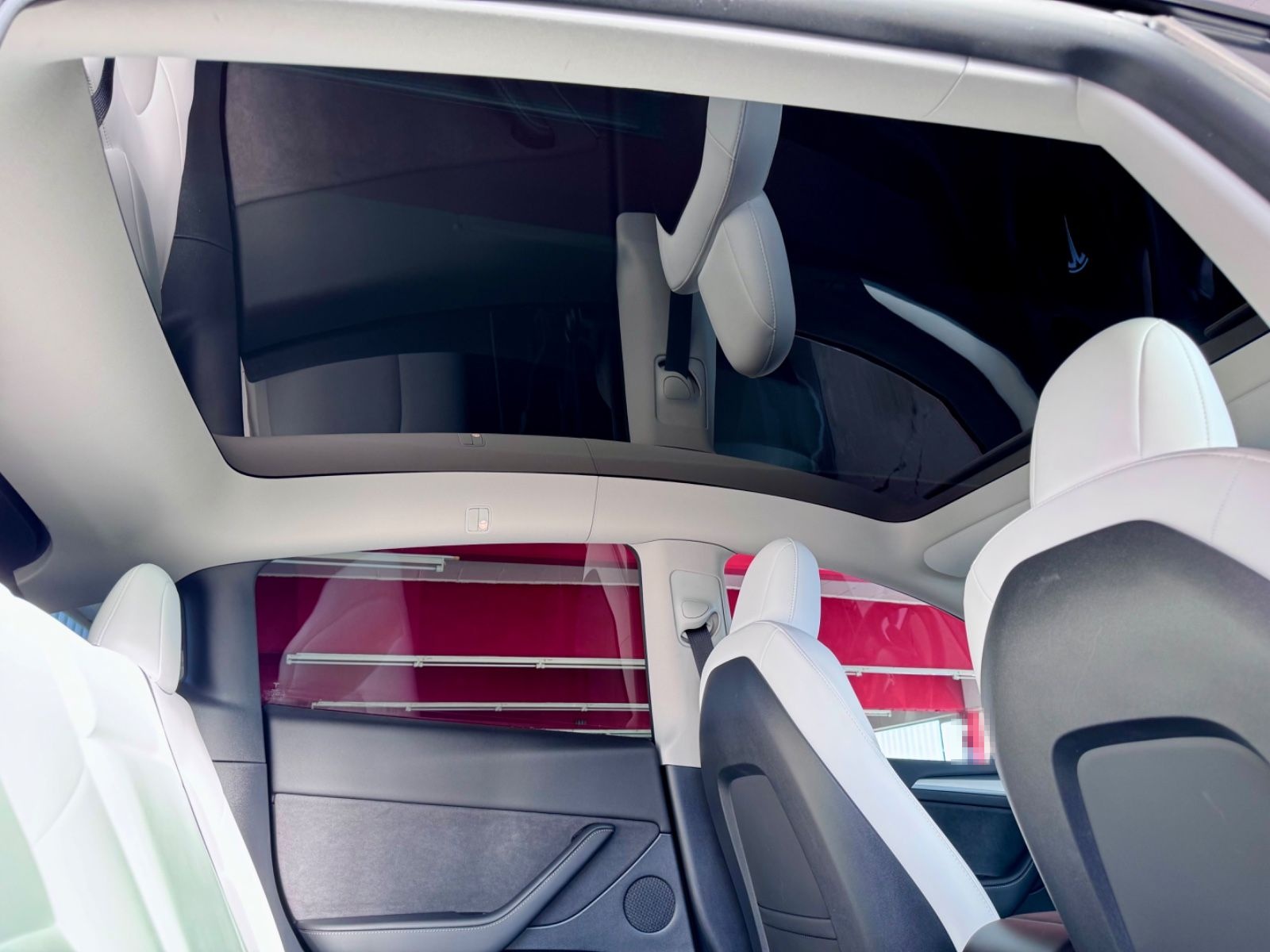Tesla Model Y Long Range Dual AWD Autopilot 20Zoll MwS foto 23
