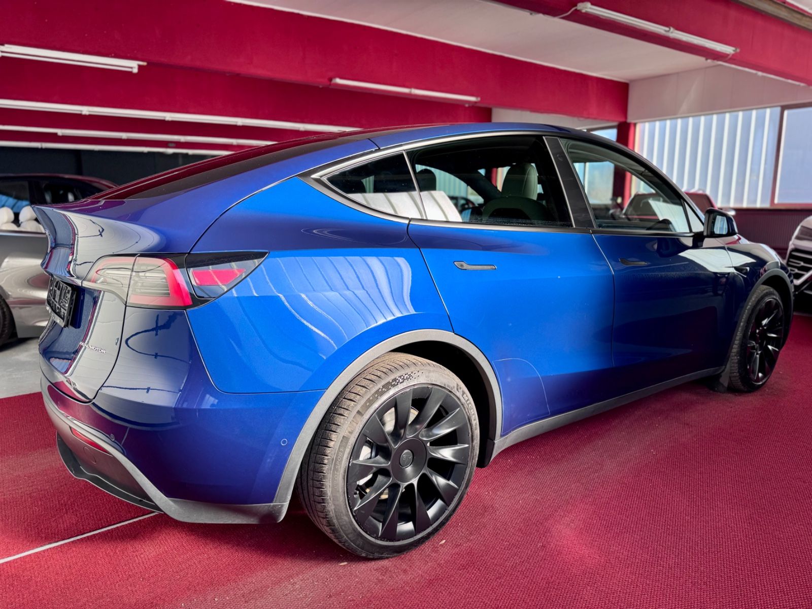 Tesla Model Y Long Range Dual AWD Autopilot 20Zoll MwS foto 6