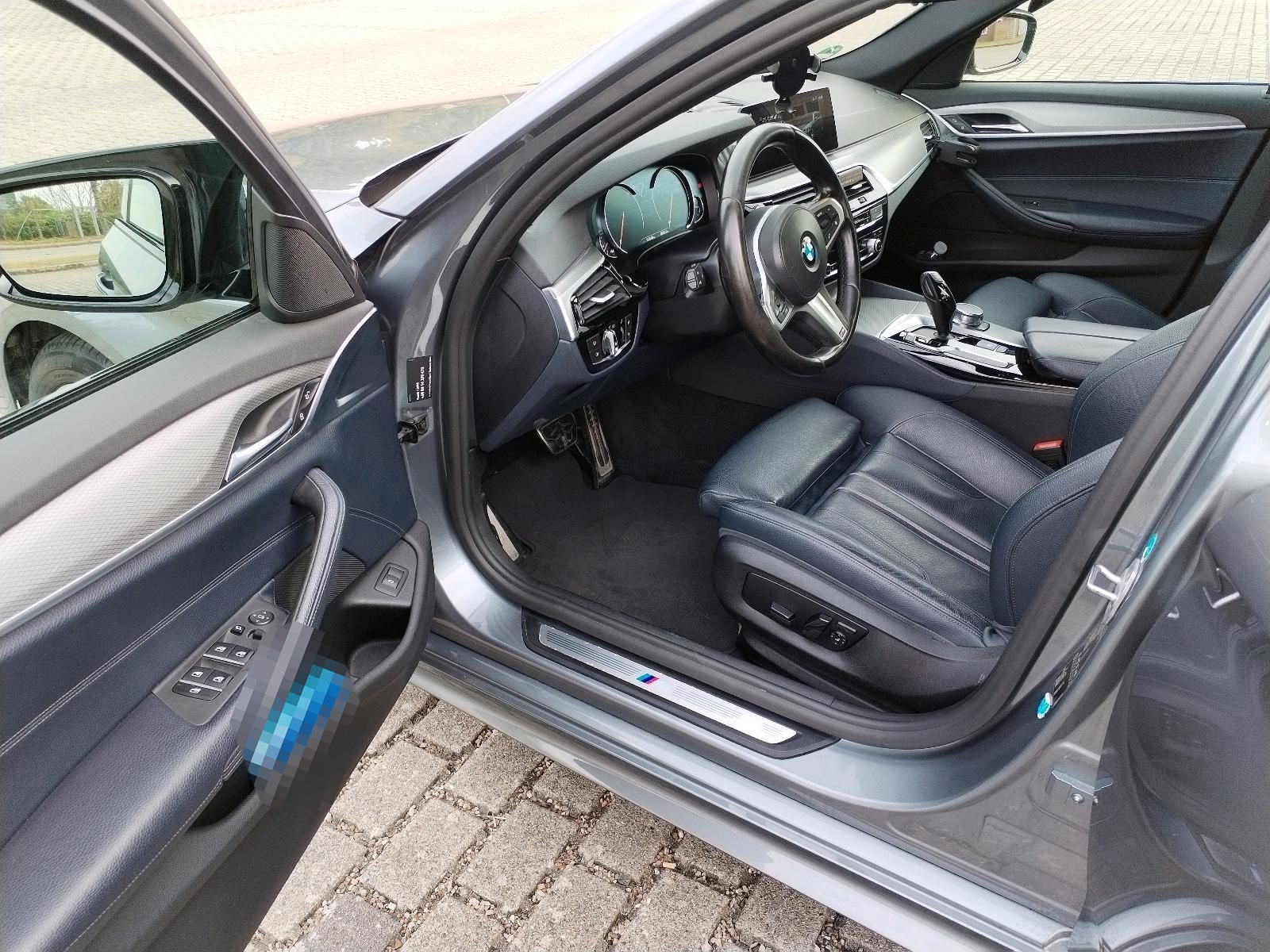 BMW 520d M sporpaket  HUD scheckheftgepfle... foto 11