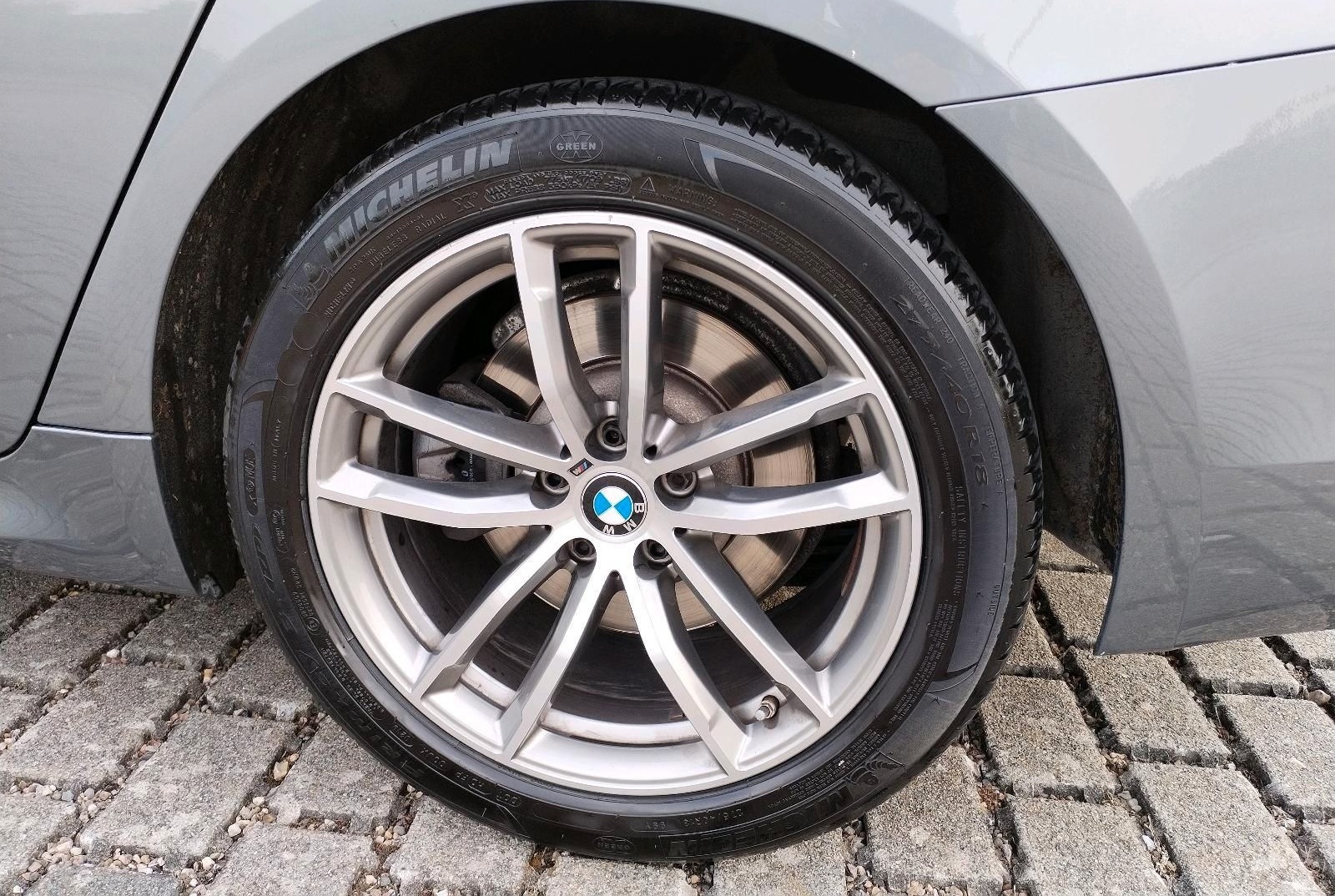 BMW 520d M sporpaket  HUD scheckheftgepfle... foto 6