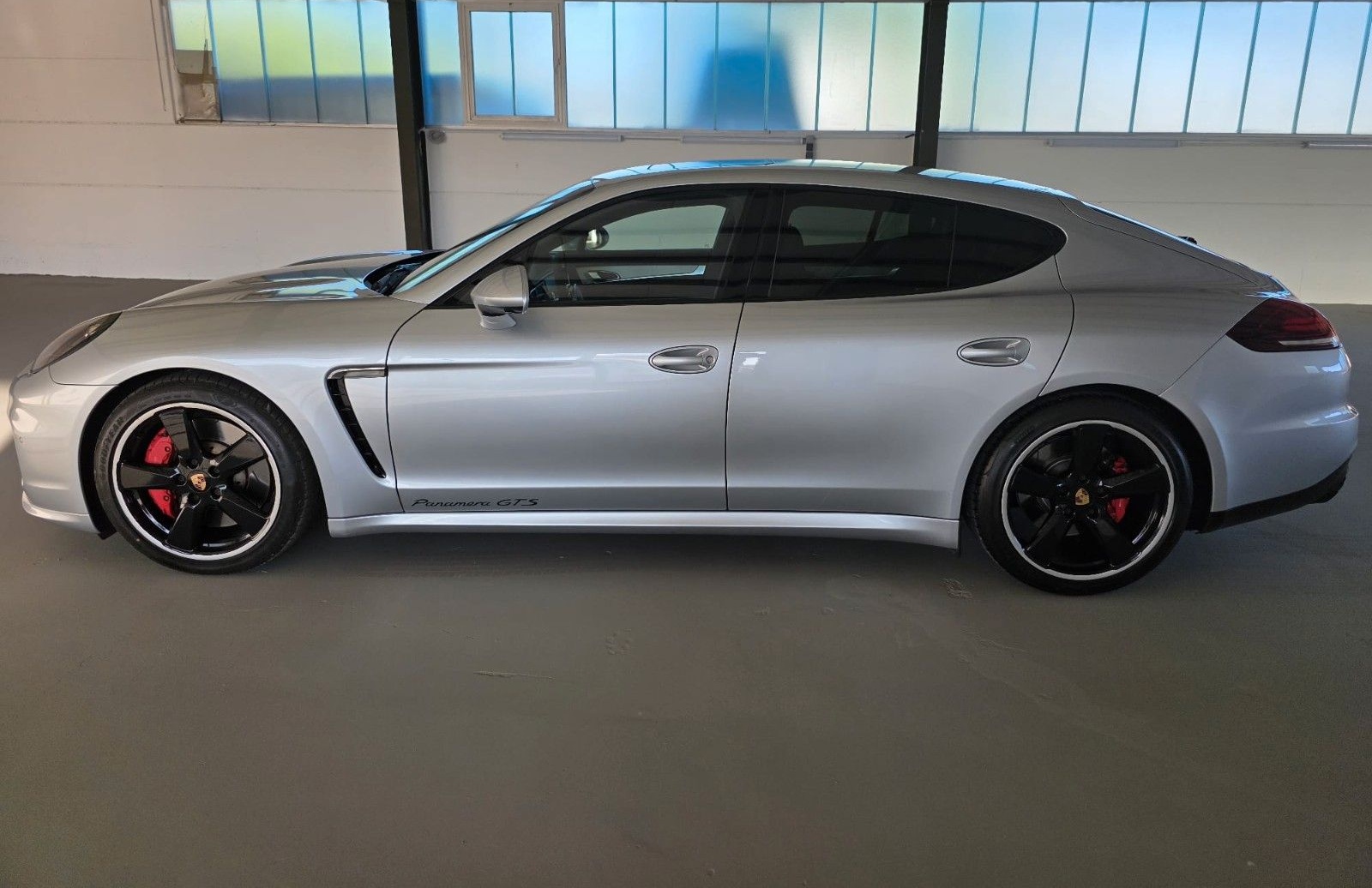 Porsche Panamera GTS foto 5