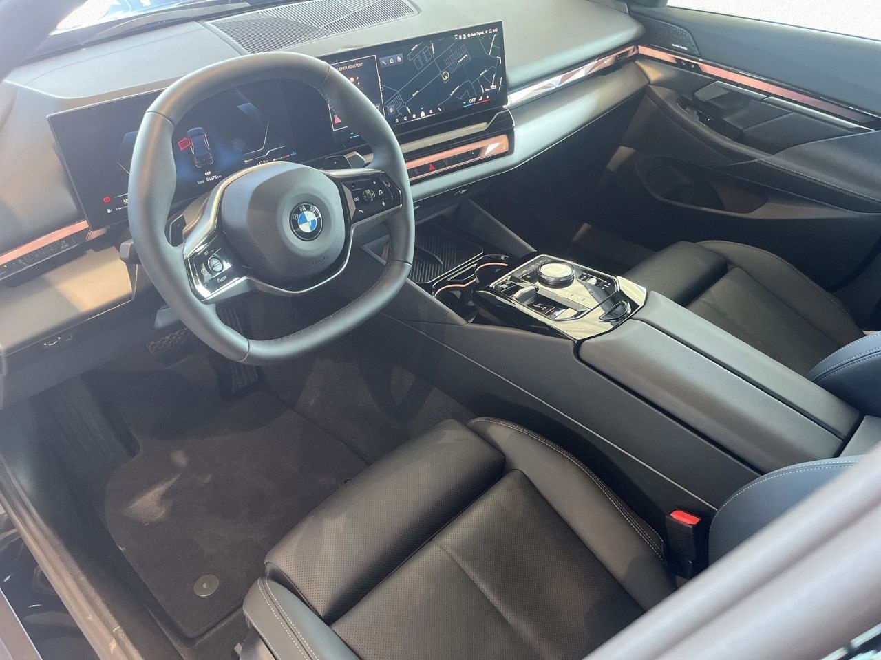 BMW 520d Limo adLED H/K 19" MEM AHK DA 4Klima RFK foto 10