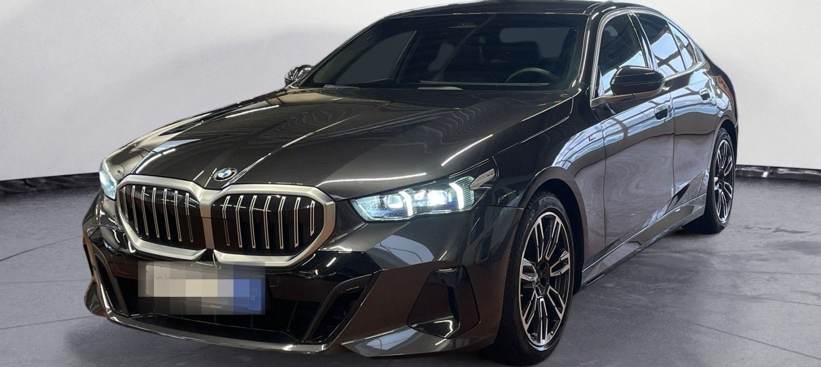 BMW 520d Navi Tempom.aktiv Bluetooth PDC MP3 Schn. foto 2