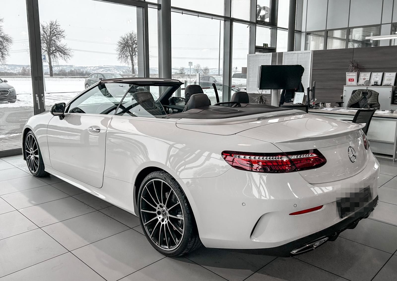 Mercedes-Benz E 220 d Cabriolet AMG 360°+Night+LED+MBUX+20 foto 23