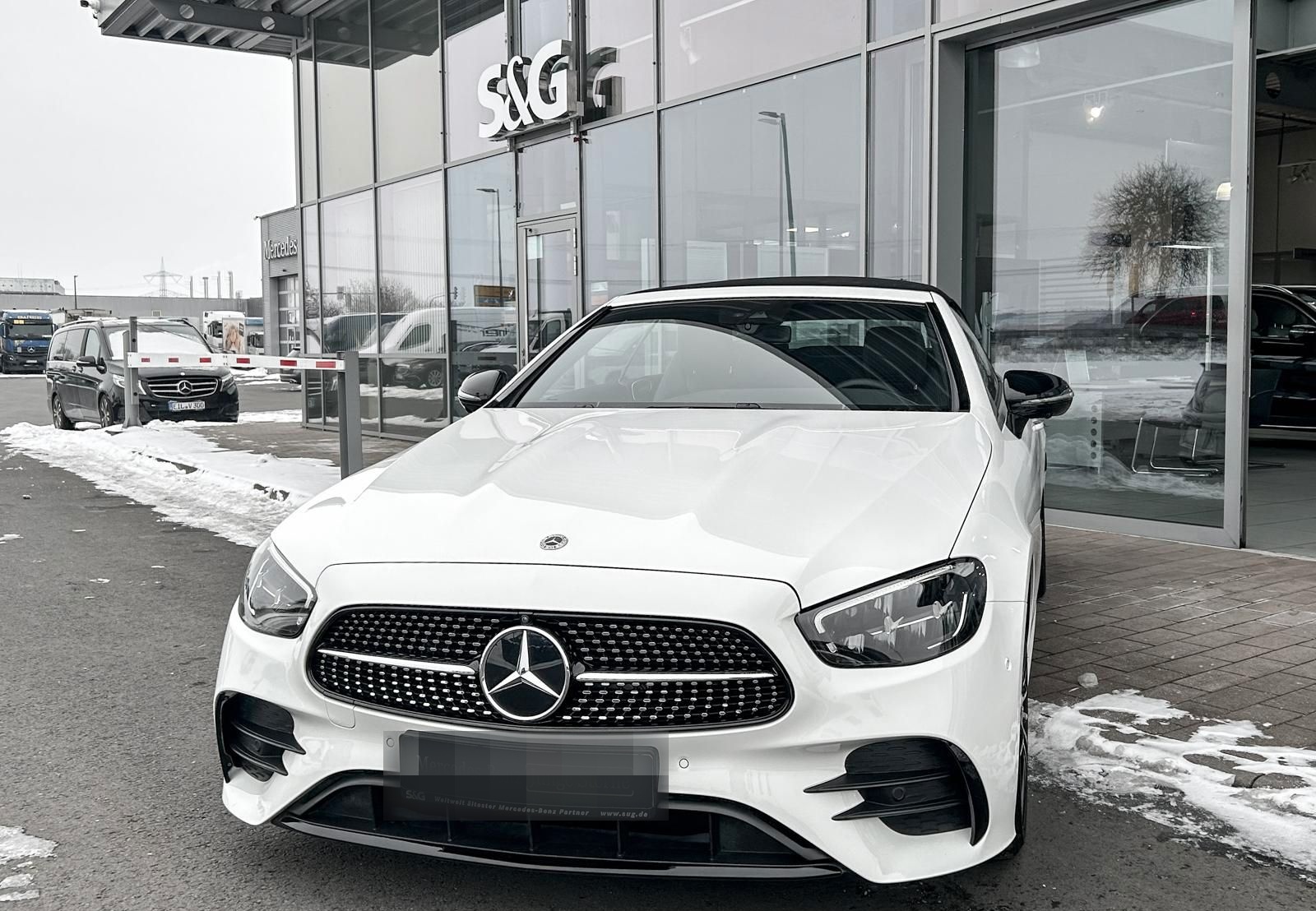 Mercedes-Benz E 220 d Cabriolet AMG 360°+Night+LED+MBUX+20 foto 5
