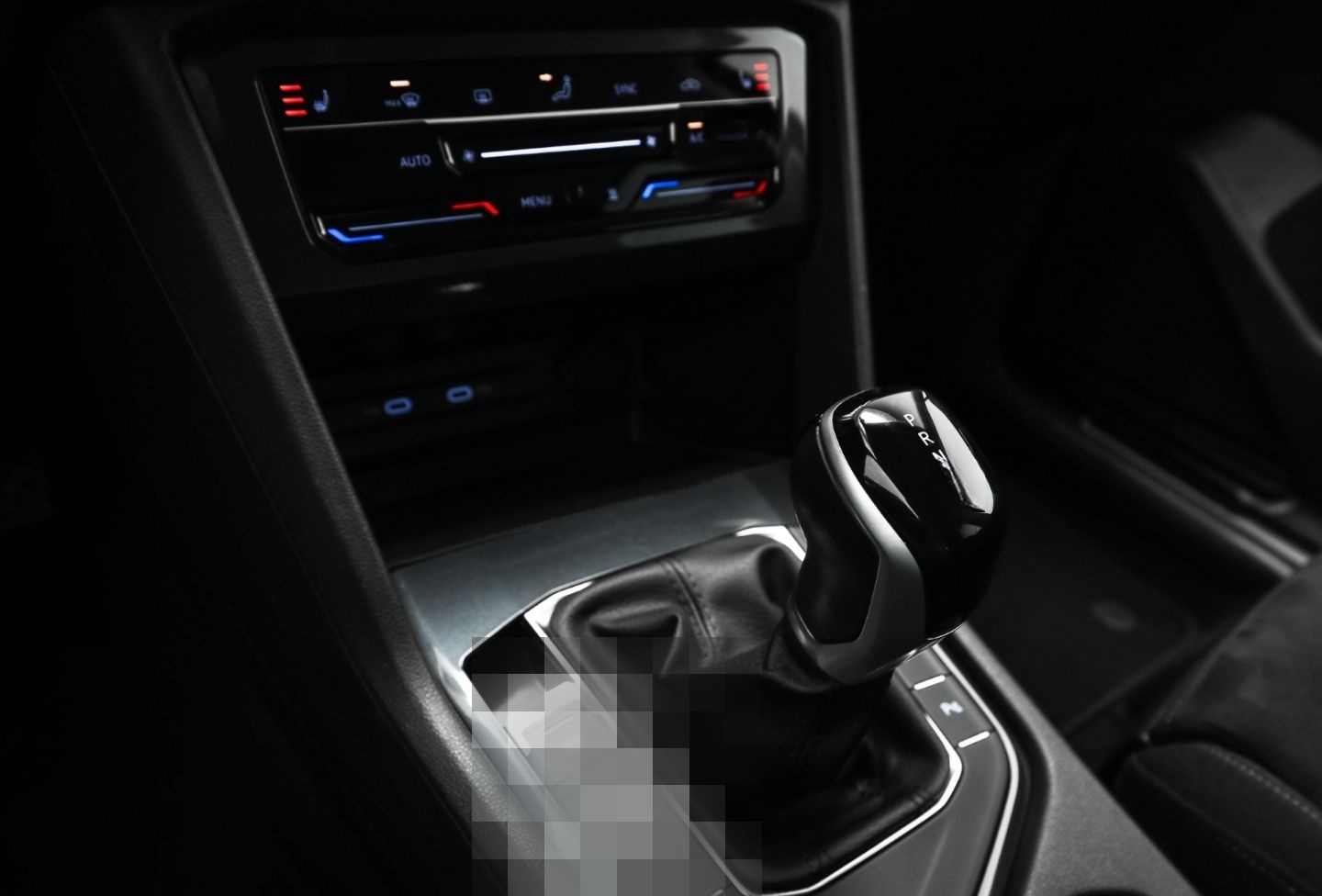 Volkswagen Tiguan 2.0 TDI DSG Elegance AHK Navi Standheiz H foto 10