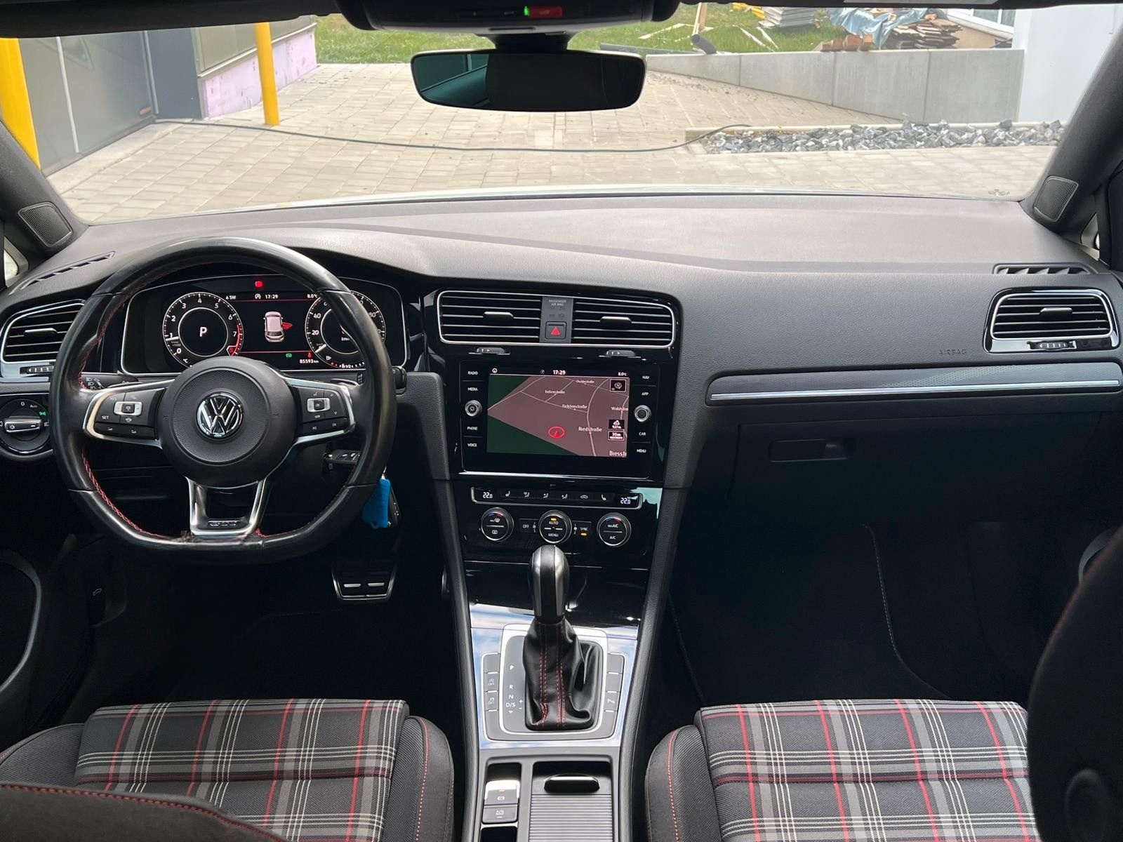 Volkswagen Golf VII Lim. GTI Performance BMT/DSG/Virtual foto 17