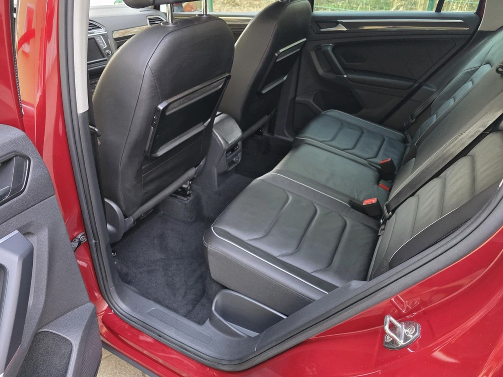 Volkswagen Tiguan 2.0 TSI 132kW DSG BMT 4MOTION Highlin... foto 11