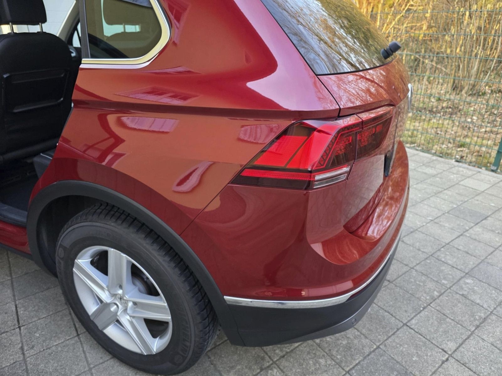 Volkswagen Tiguan 2.0 TSI 132kW DSG BMT 4MOTION Highlin... foto 7
