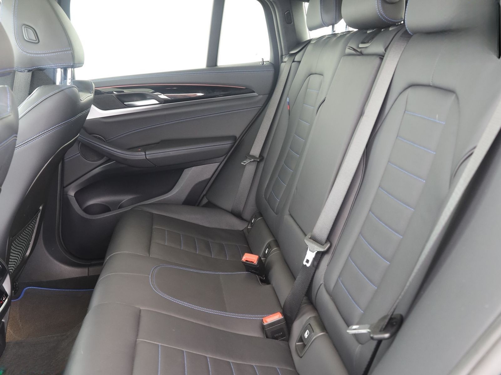 BMW X4 xDrive30i M SPORT PANO,HUD,KEYLESS,ACC,AHK,SH foto 12