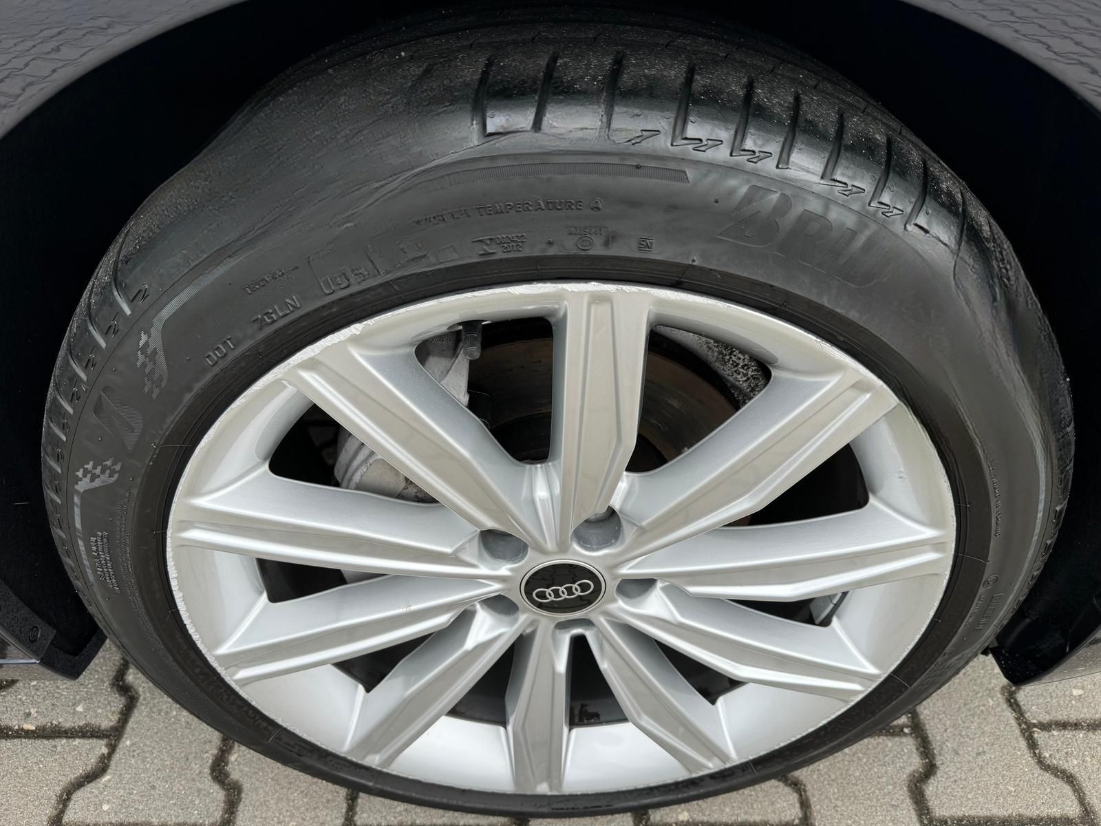 Audi A6 40TDI quattro Matrix Leder Pano 360°HUD Virtu foto 16