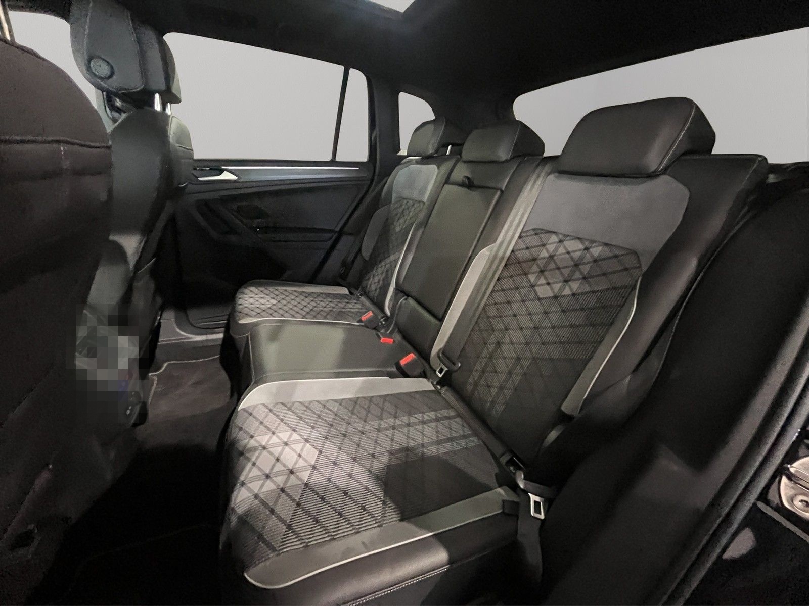 Volkswagen Tiguan R-Line 4Mo. Matrix Pano HUD AHK foto 13