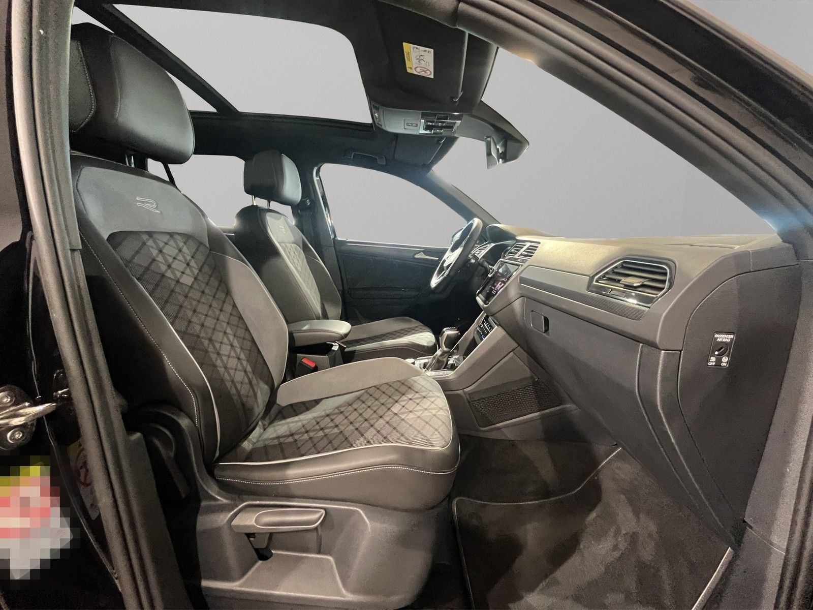 Volkswagen Tiguan R-Line 4Mo. Matrix Pano HUD AHK foto 17