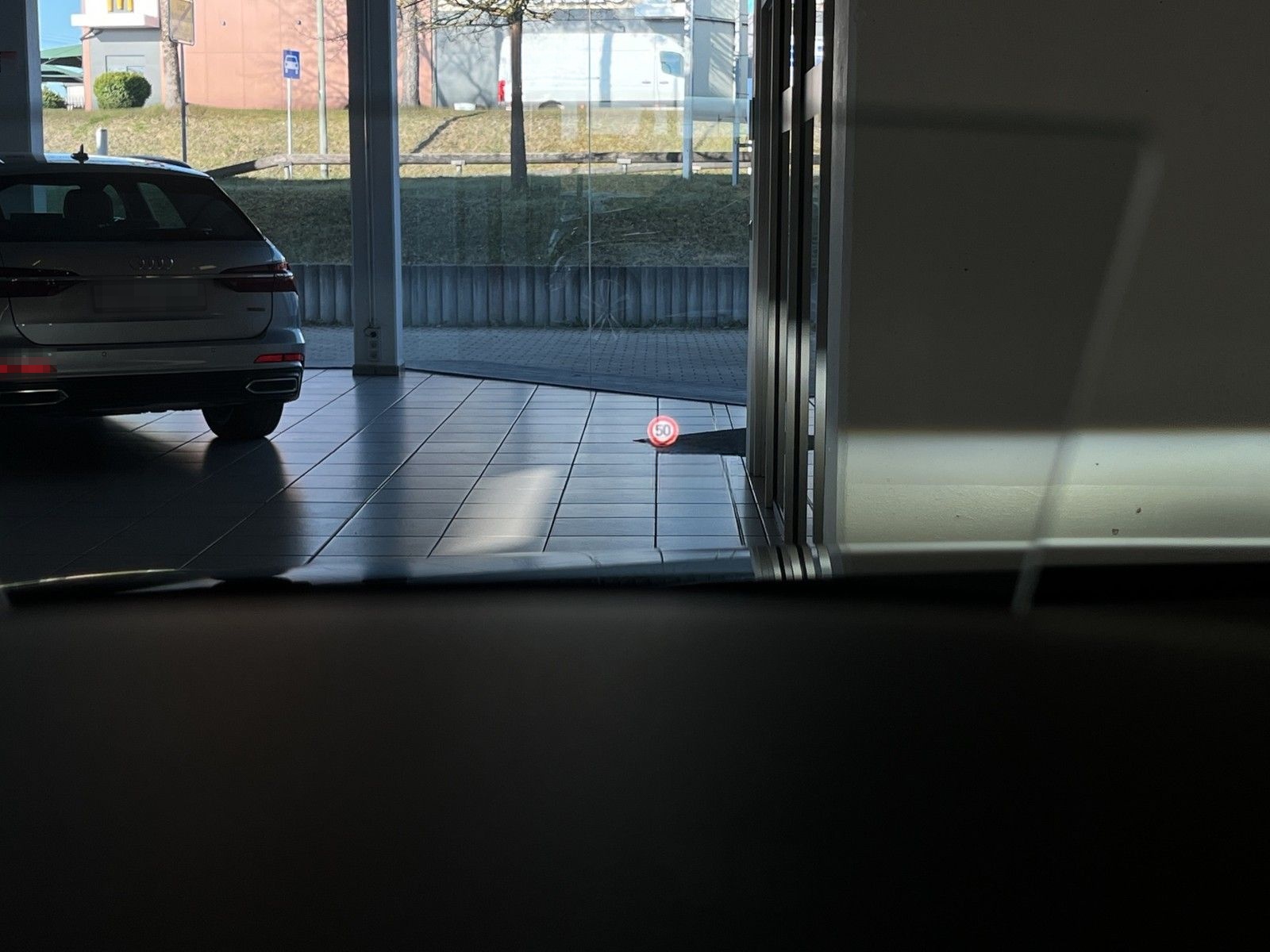 Volkswagen Tiguan R-Line 4Mo. Matrix Pano HUD AHK foto 23