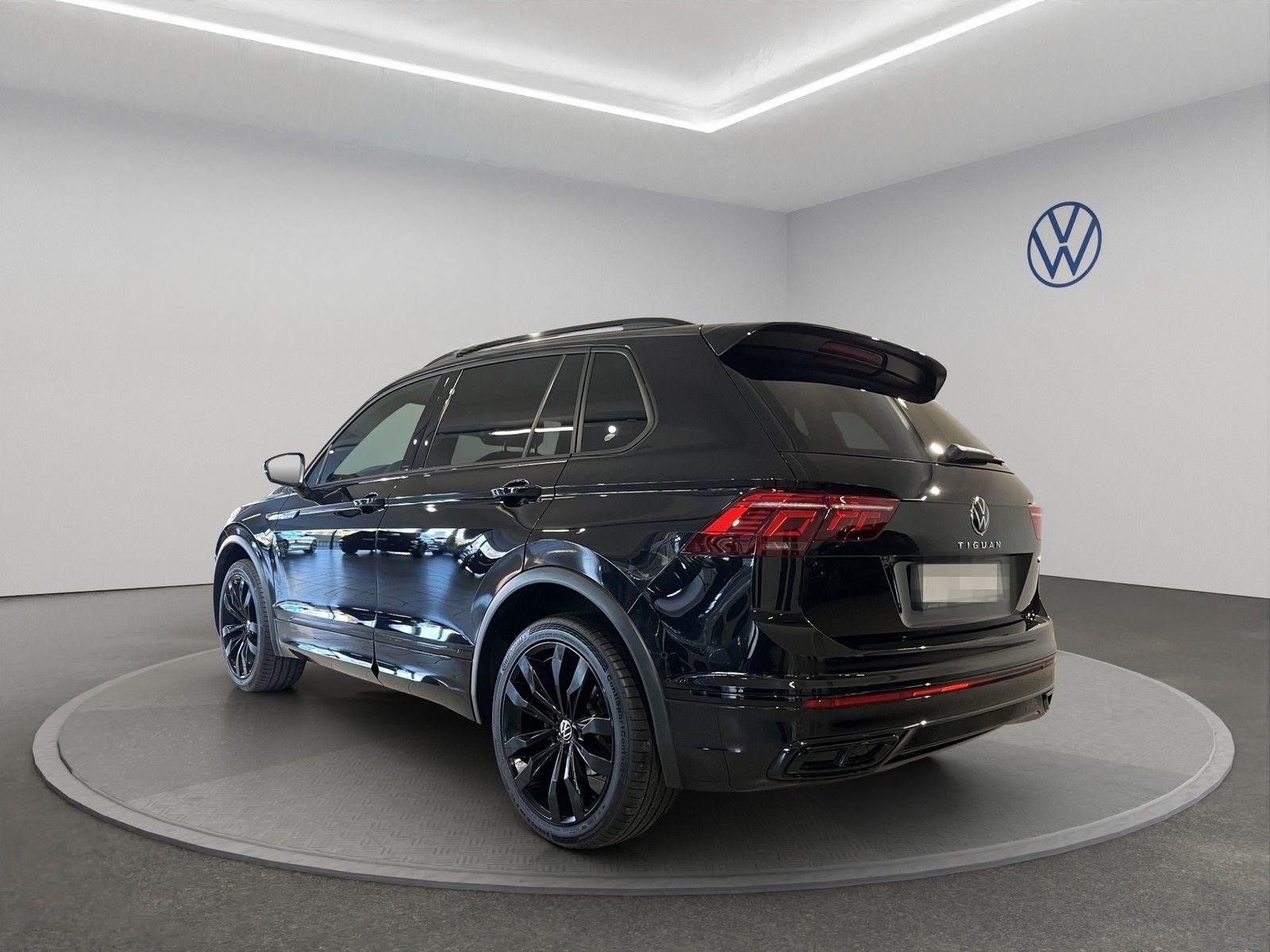 Volkswagen Tiguan R-Line 4Mo. Matrix Pano HUD AHK foto 4