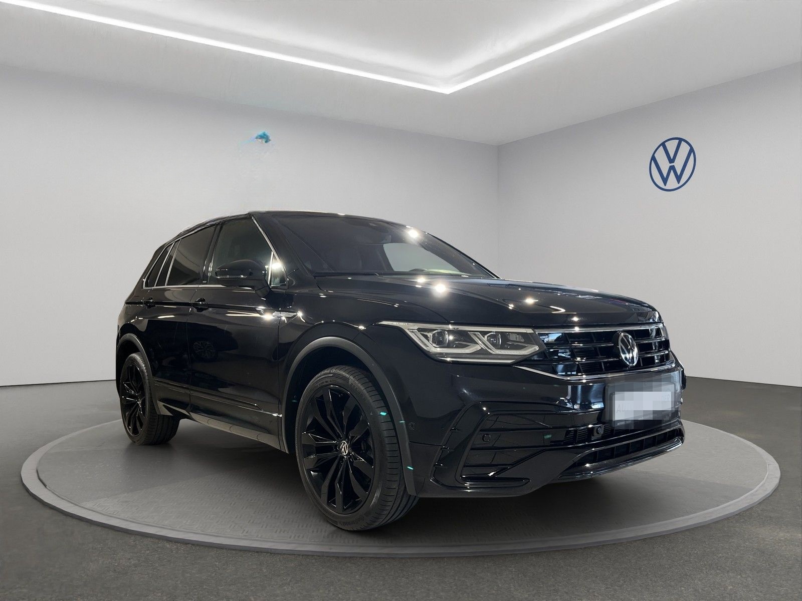 Volkswagen Tiguan R-Line 4Mo. Matrix Pano HUD AHK foto 8