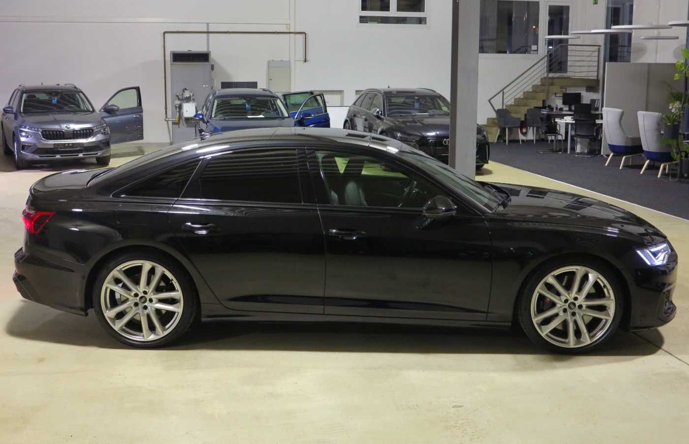 Audi S6 TDI 3.0V6 SCR quattro tip Leder eSAD AHK Navi foto 13