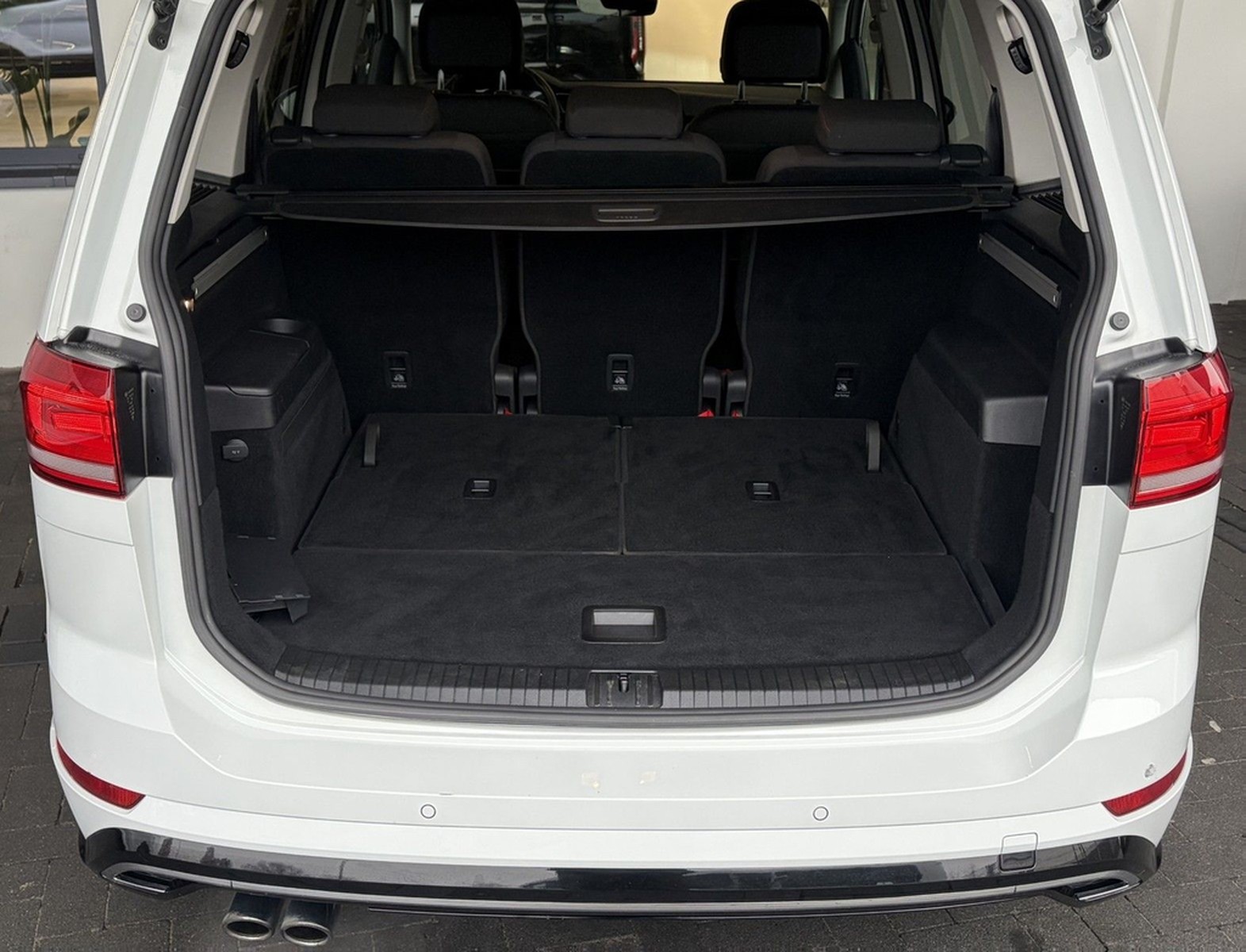 Volkswagen Touran R-Line Sound BMT/Start-Stopp foto 25