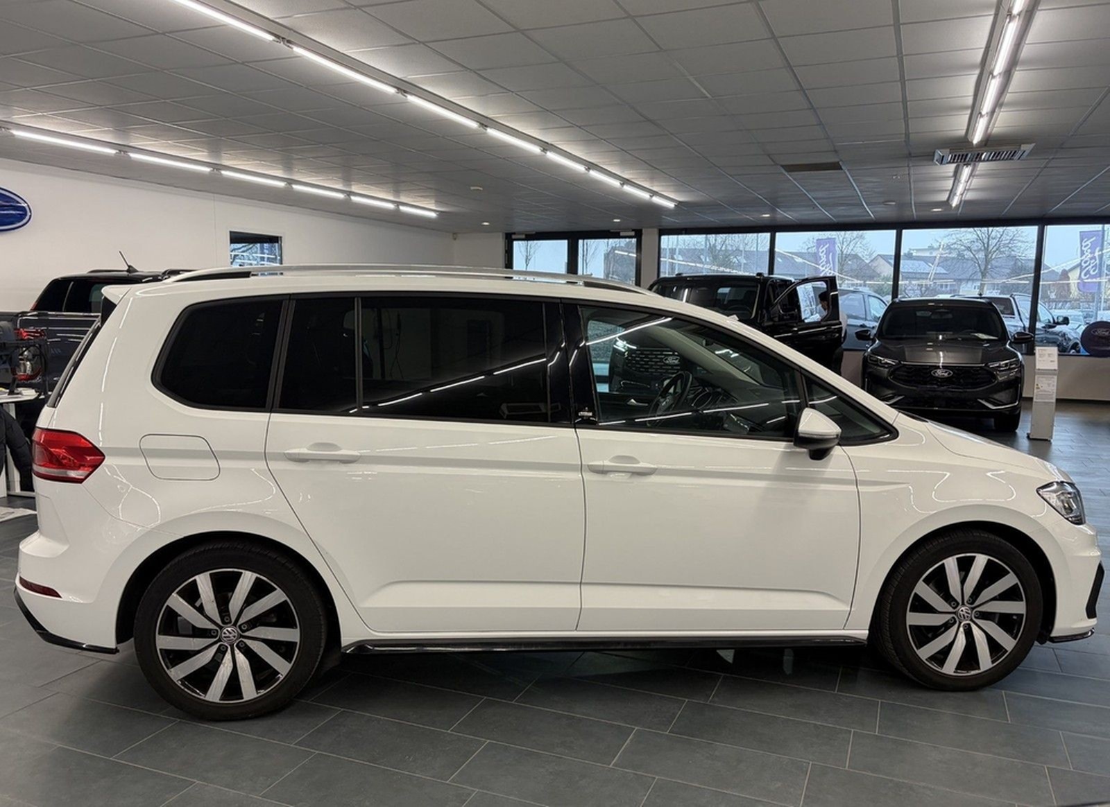 Volkswagen Touran R-Line Sound BMT/Start-Stopp foto 8
