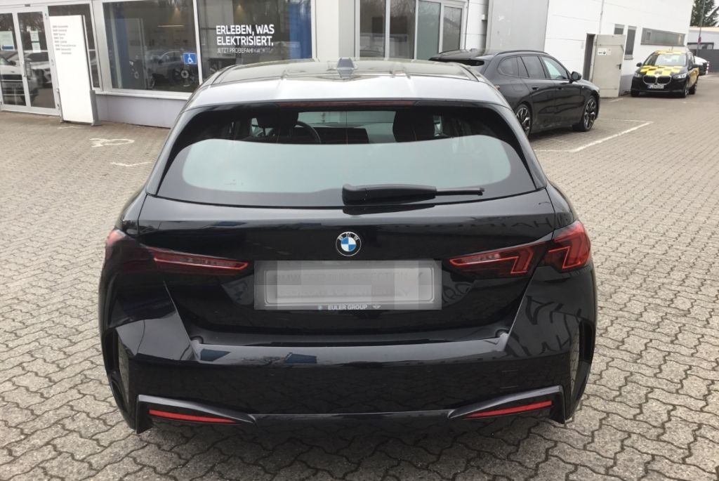 BMW 120 iA Limo Navi  FLA 17'' adLED Kamera Komf-Zug foto 9