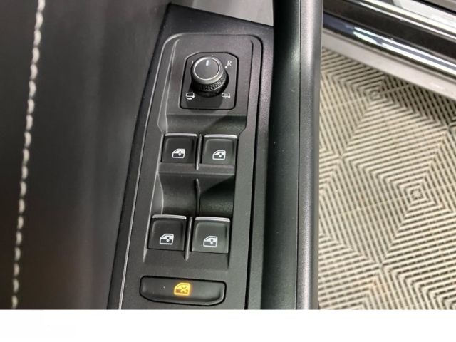 Volkswagen T-Roc 1.5 TSI DSG LED NAV AHK ACC KAMERA R-Line foto 10