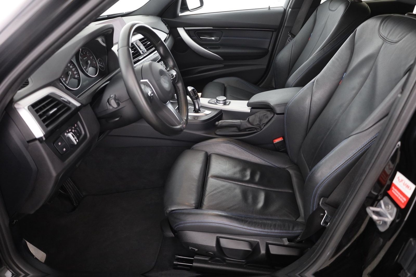 BMW 320i Touring M Sport LED Navi Sitzheizung DAB foto 22