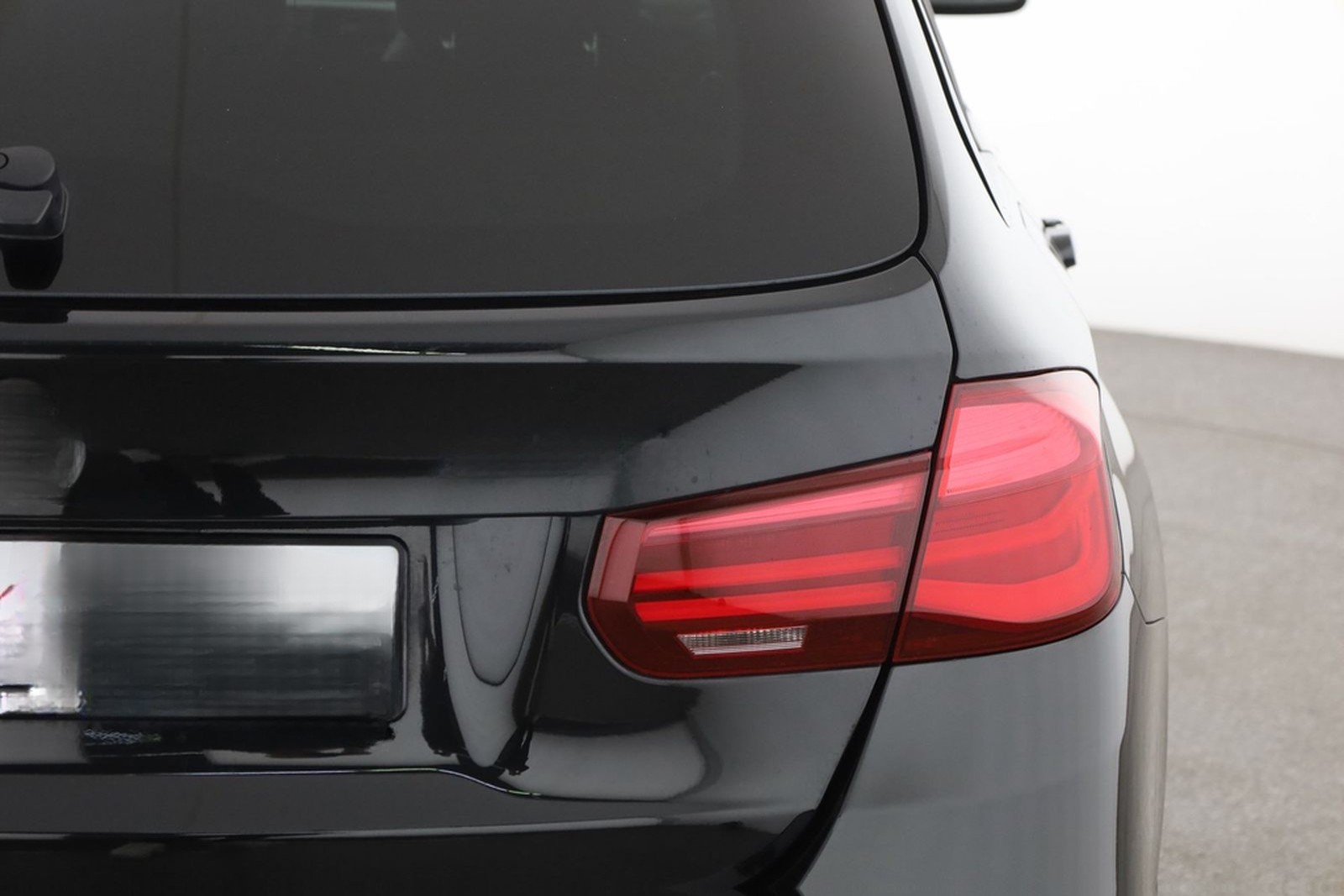 BMW 320i Touring M Sport LED Navi Sitzheizung DAB foto 28