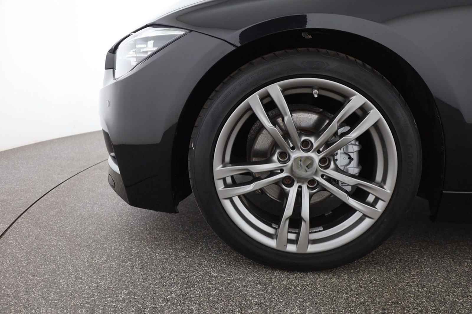 BMW 320i Touring M Sport LED Navi Sitzheizung DAB foto 29