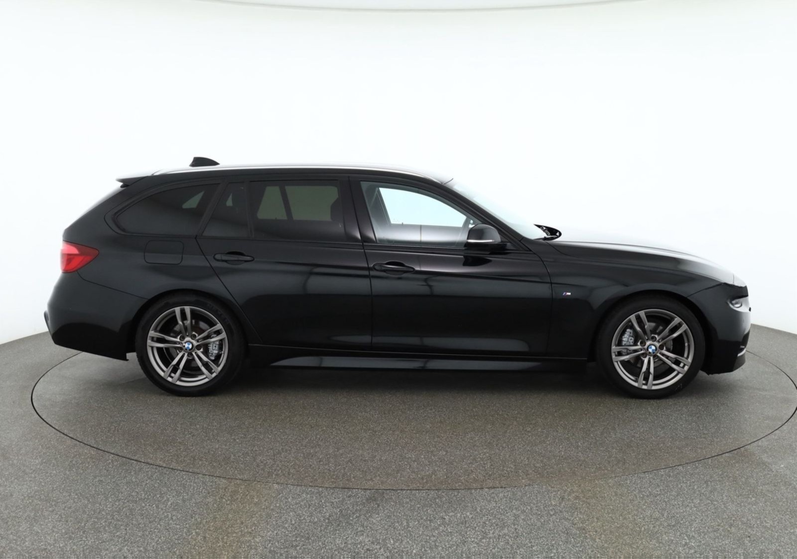 BMW 320i Touring M Sport LED Navi Sitzheizung DAB foto 6