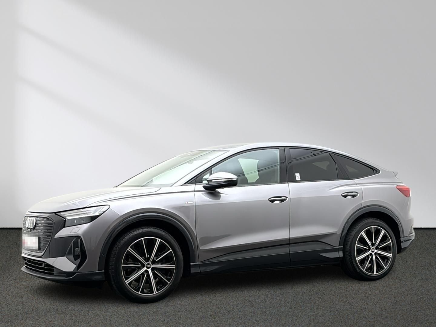 Audi Q4 e-tron Sportback 50 quattro Matrix ACC AHK foto 14