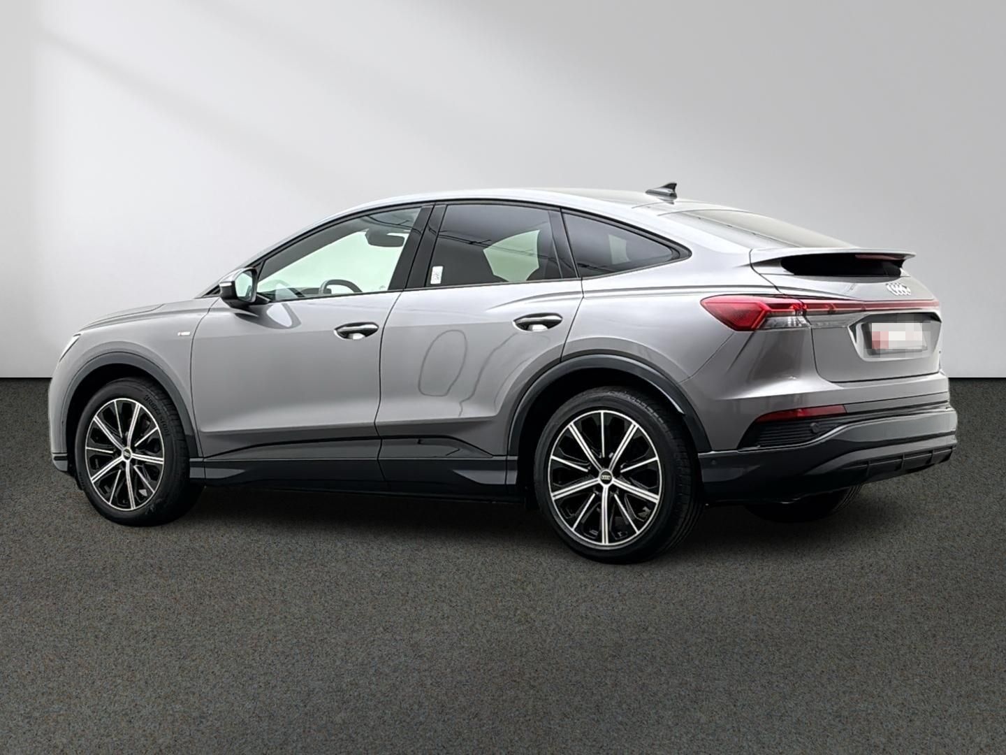 Audi Q4 e-tron Sportback 50 quattro Matrix ACC AHK foto 3