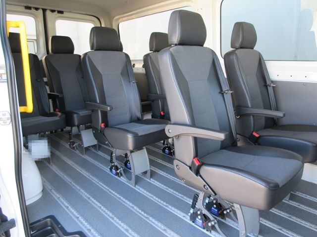 Volkswagen Crafter 35 TDI MR Kombi 9-SITZER/STAND-HZ/KLIMAA foto 8