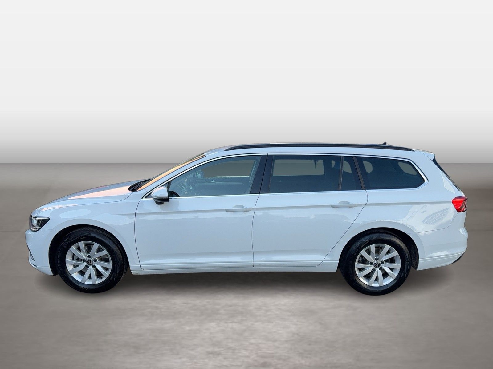 Volkswagen Passat Variant 2.0 TDI DSG Business LED Navigati foto 2