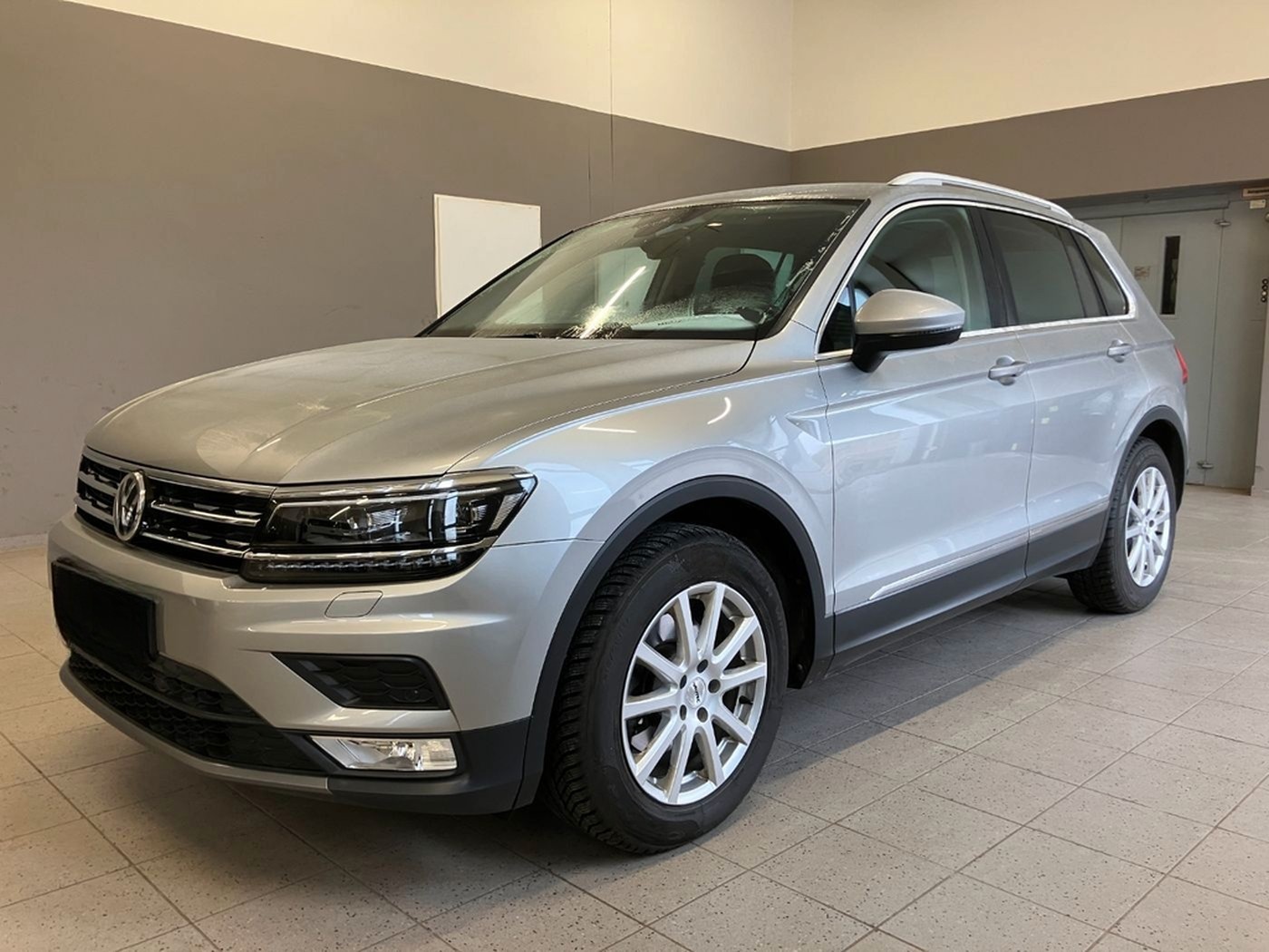 Volkswagen Tiguan 1.4 TSI Comfortline DSG AHK*LED*Navi*18'' foto 2