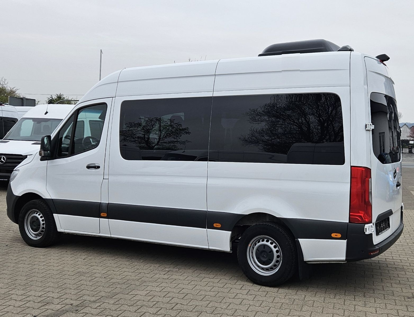 Mercedes-Benz Sprinter 317 Tourer Klima Kamera Navi Sitzh foto 3