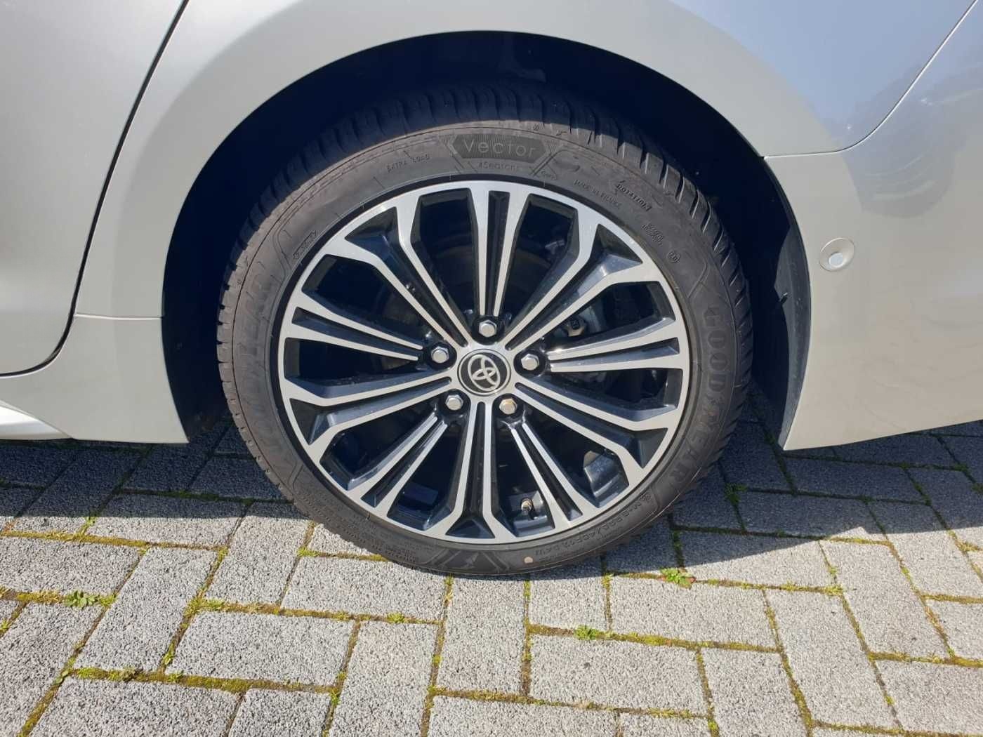 Toyota Corolla Touring Sports 1,8 Hybrid Team D foto 4
