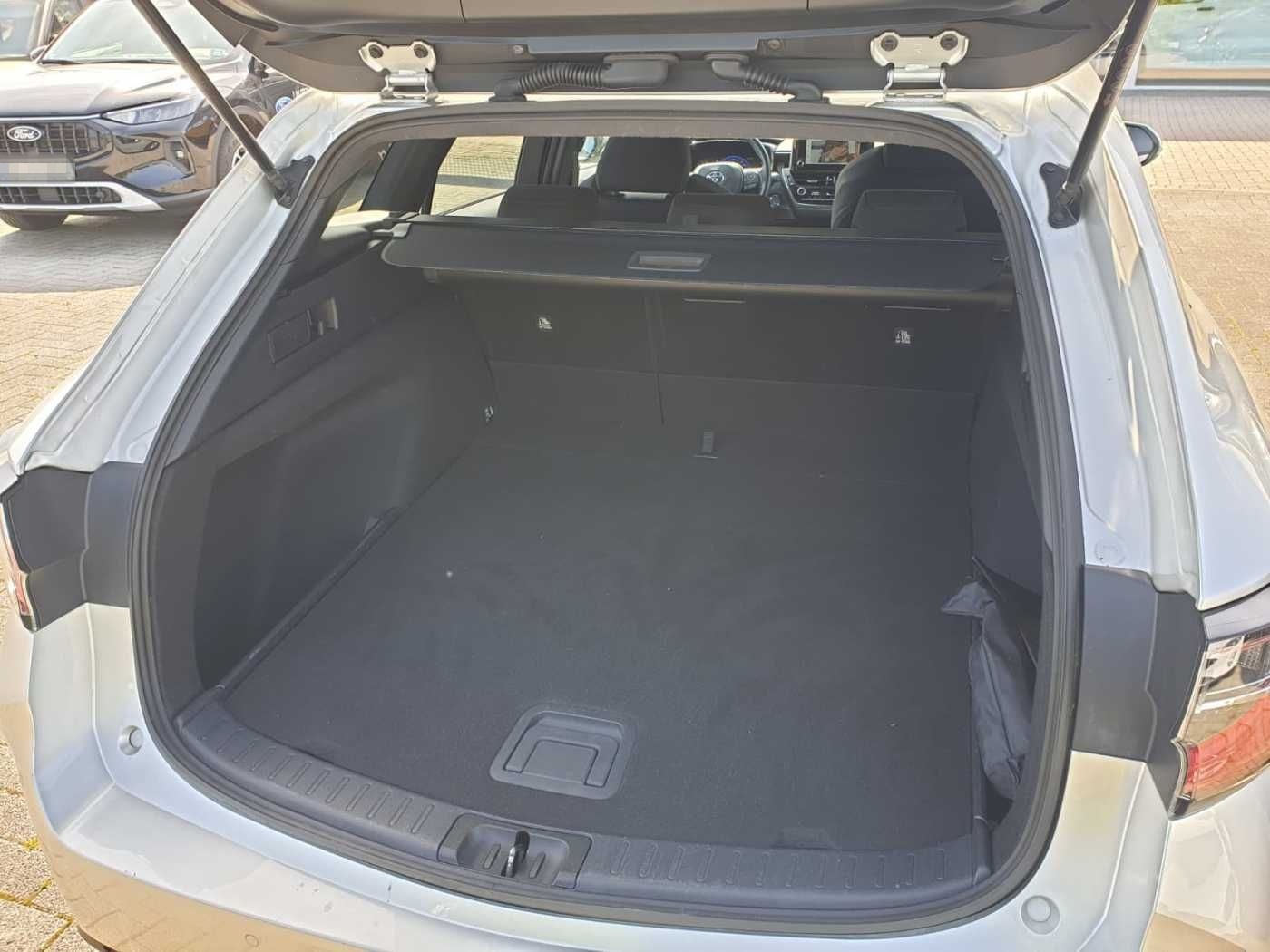 Toyota Corolla Touring Sports 1,8 Hybrid Team D foto 5