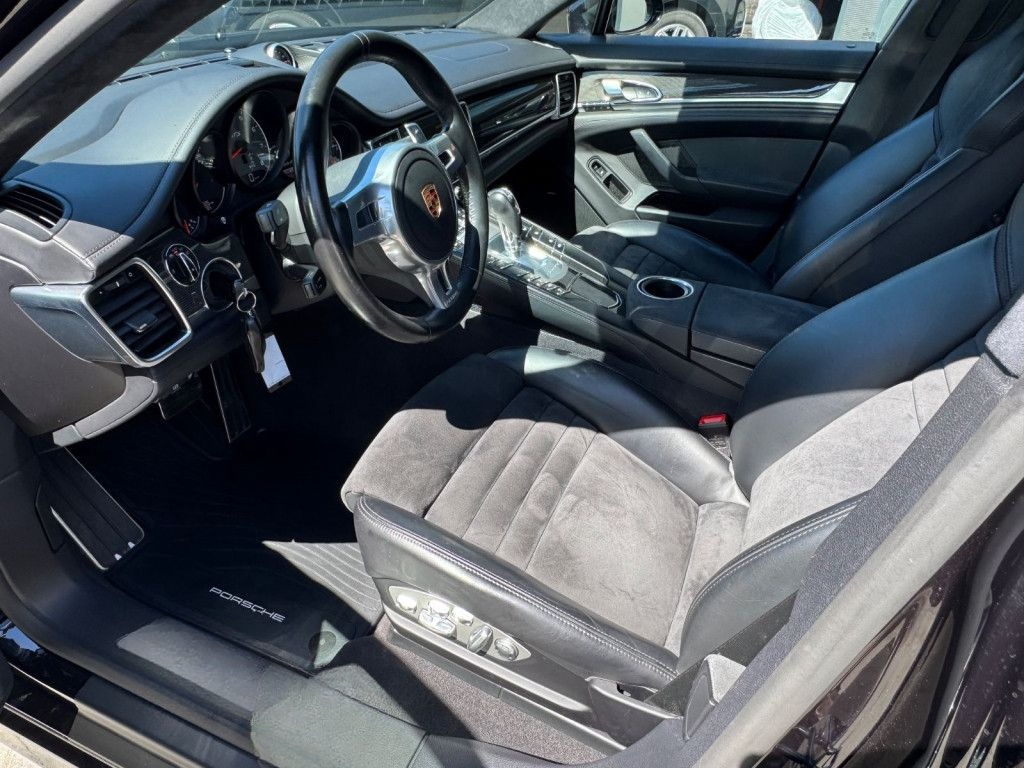 Porsche Panamera GTS *SPORTABGASANLAGE/BOSE SOUND* foto 8