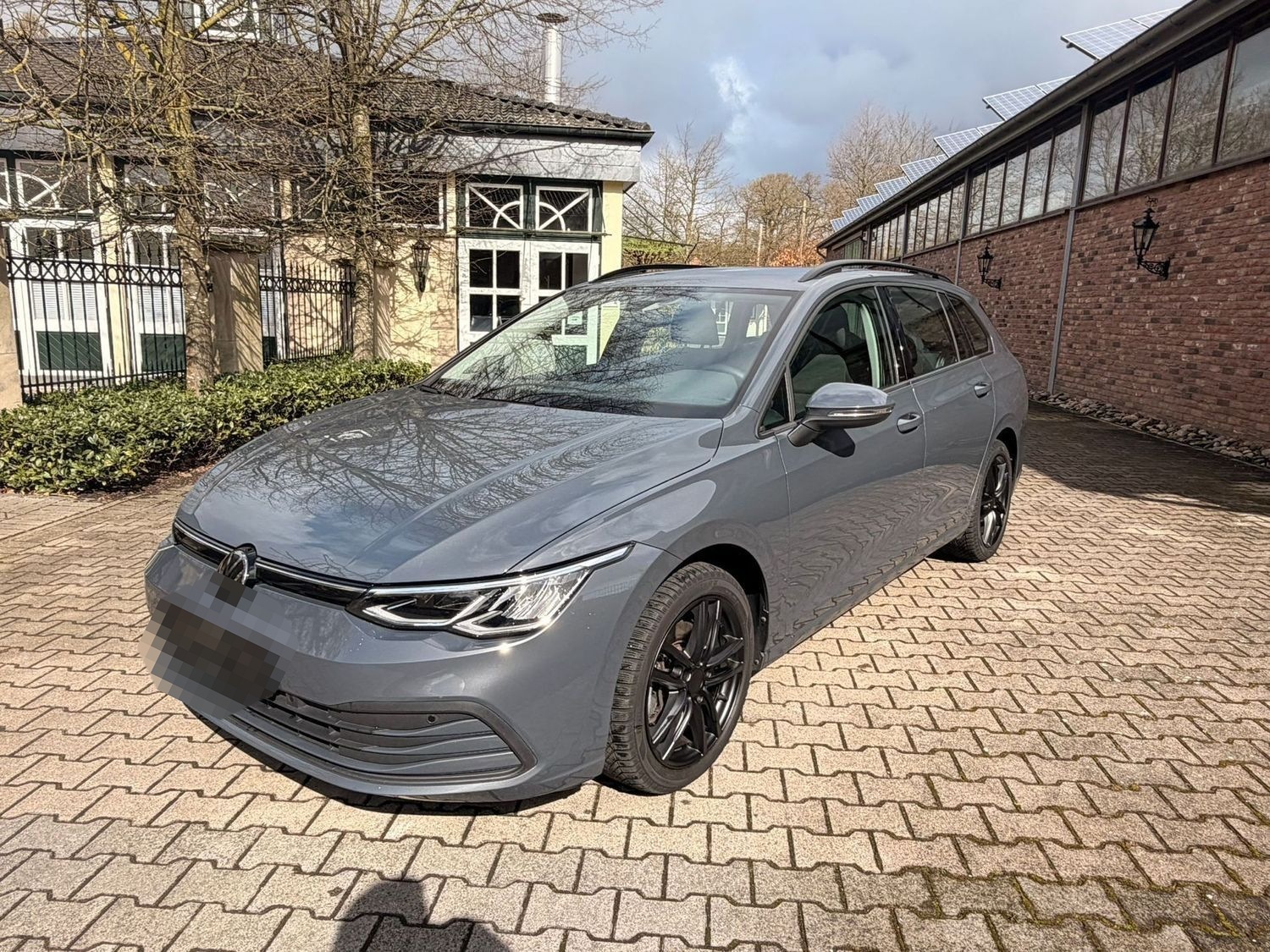 Volkswagen Golf Variant Life ACC / Harman-Kardon / Navi / A foto 2