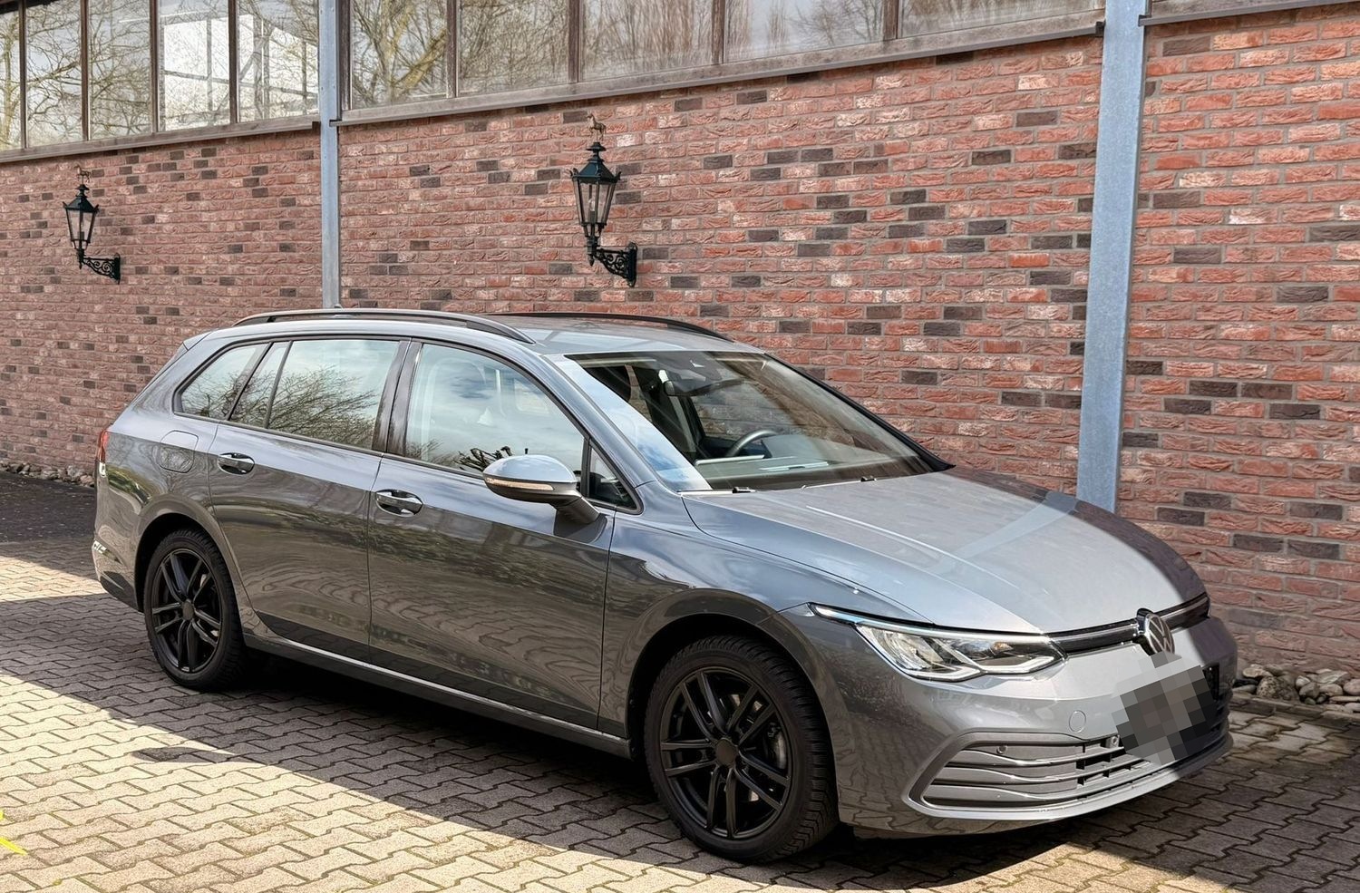 Volkswagen Golf Variant Life ACC / Harman-Kardon / Navi / A foto 12