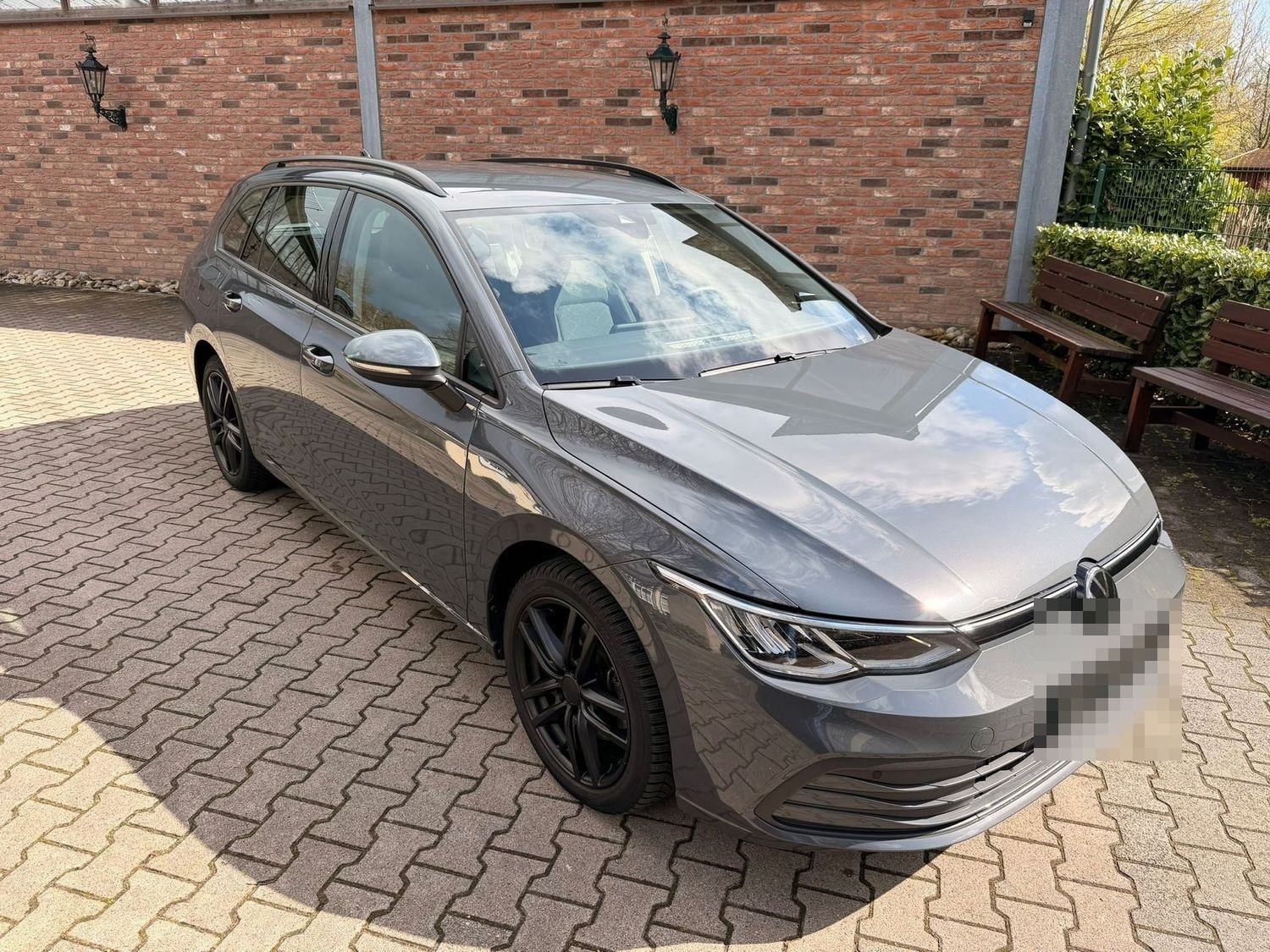 Volkswagen Golf Variant Life ACC / Harman-Kardon / Navi / A foto 14