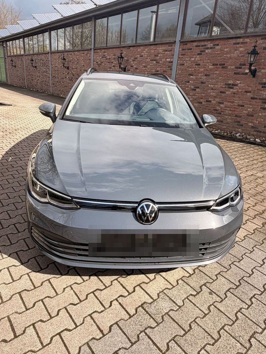 Volkswagen Golf Variant Life ACC / Harman-Kardon / Navi / A foto 15