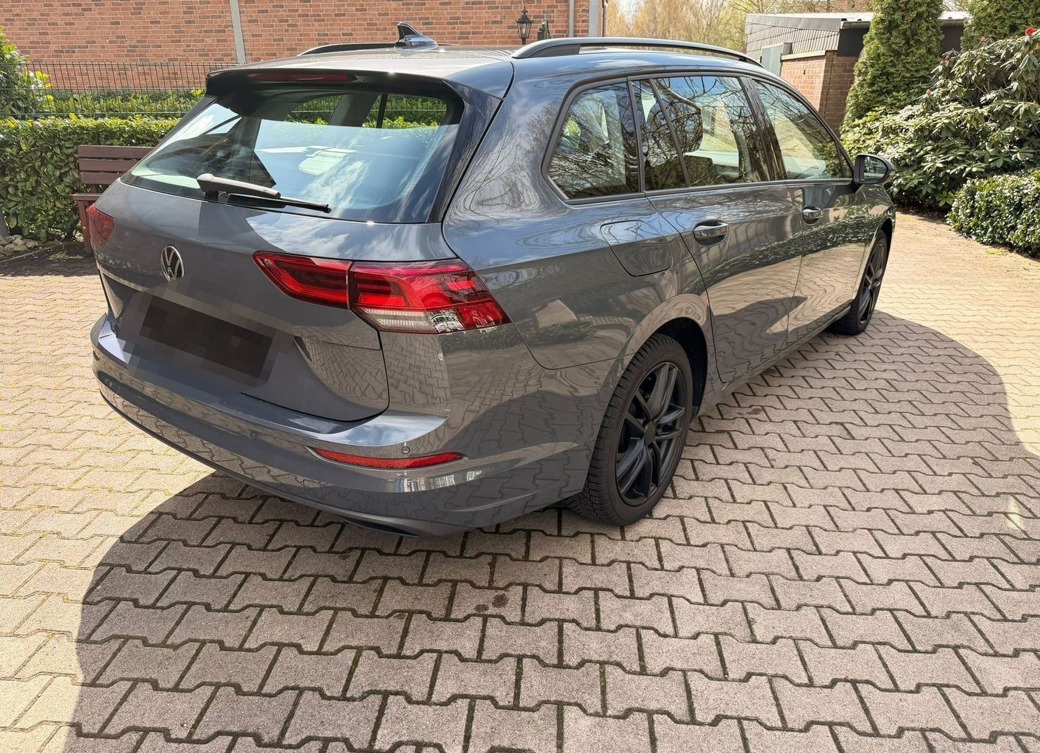 Volkswagen Golf Variant Life ACC / Harman-Kardon / Navi / A foto 7